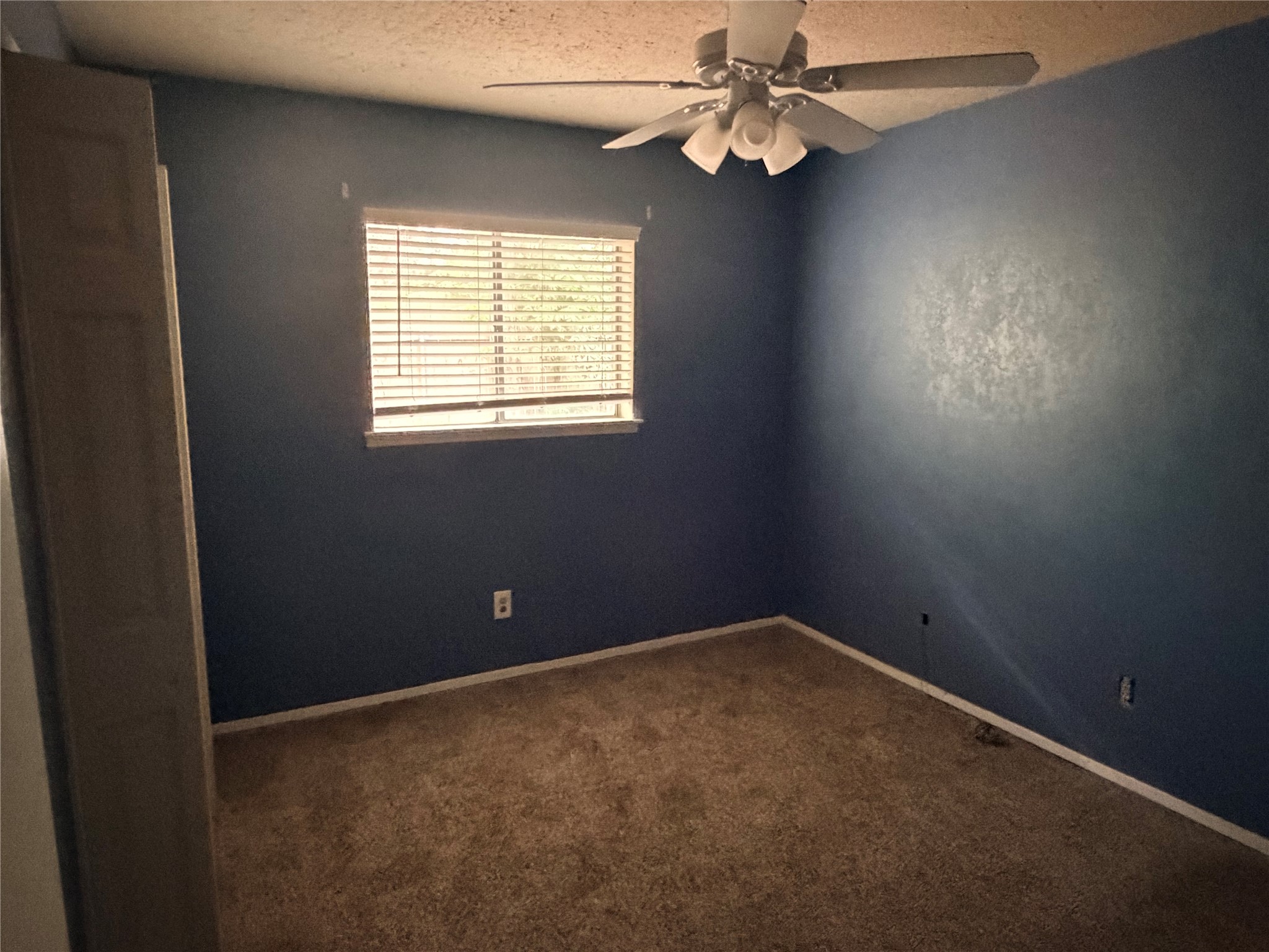 4060 Random Circle Garland TX 75043
