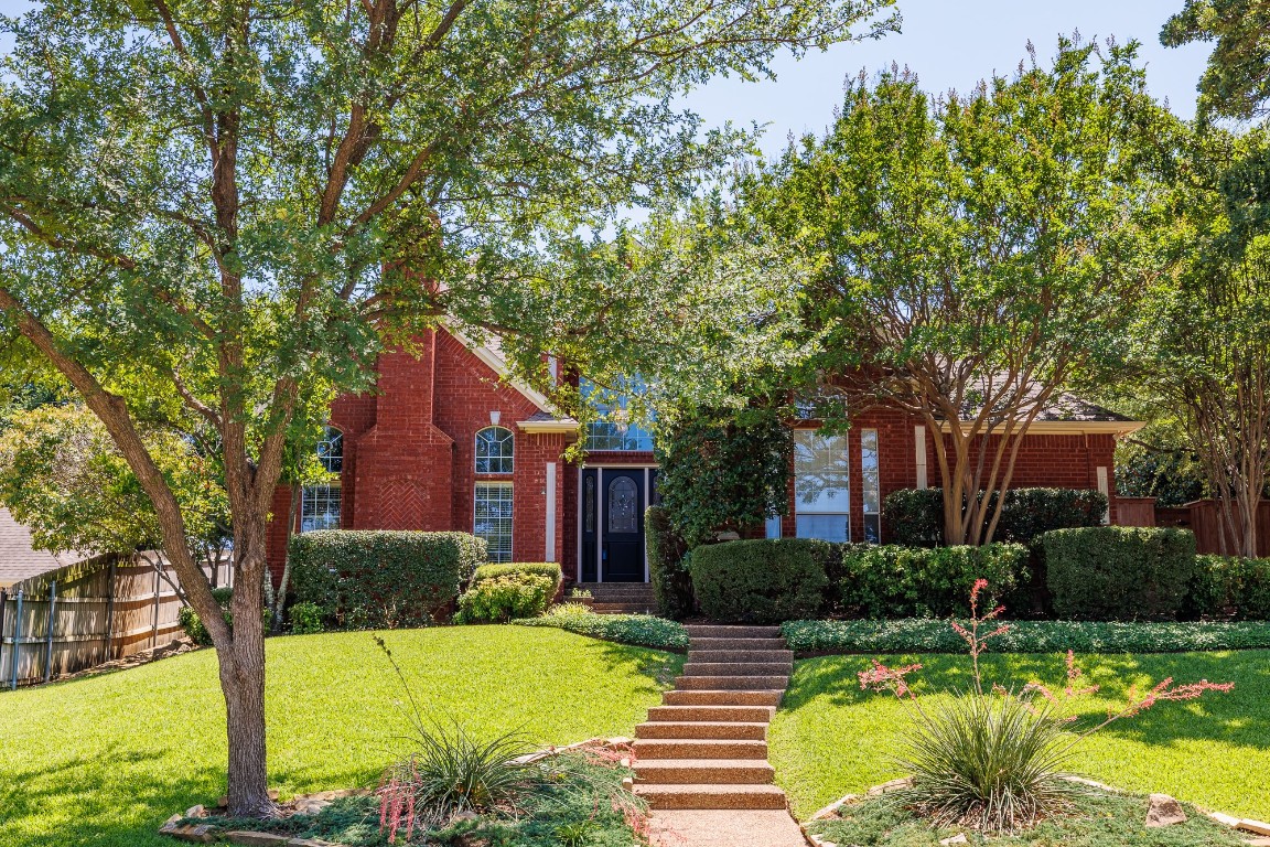 2817 Kingswood Drive Grapevine TX 76051