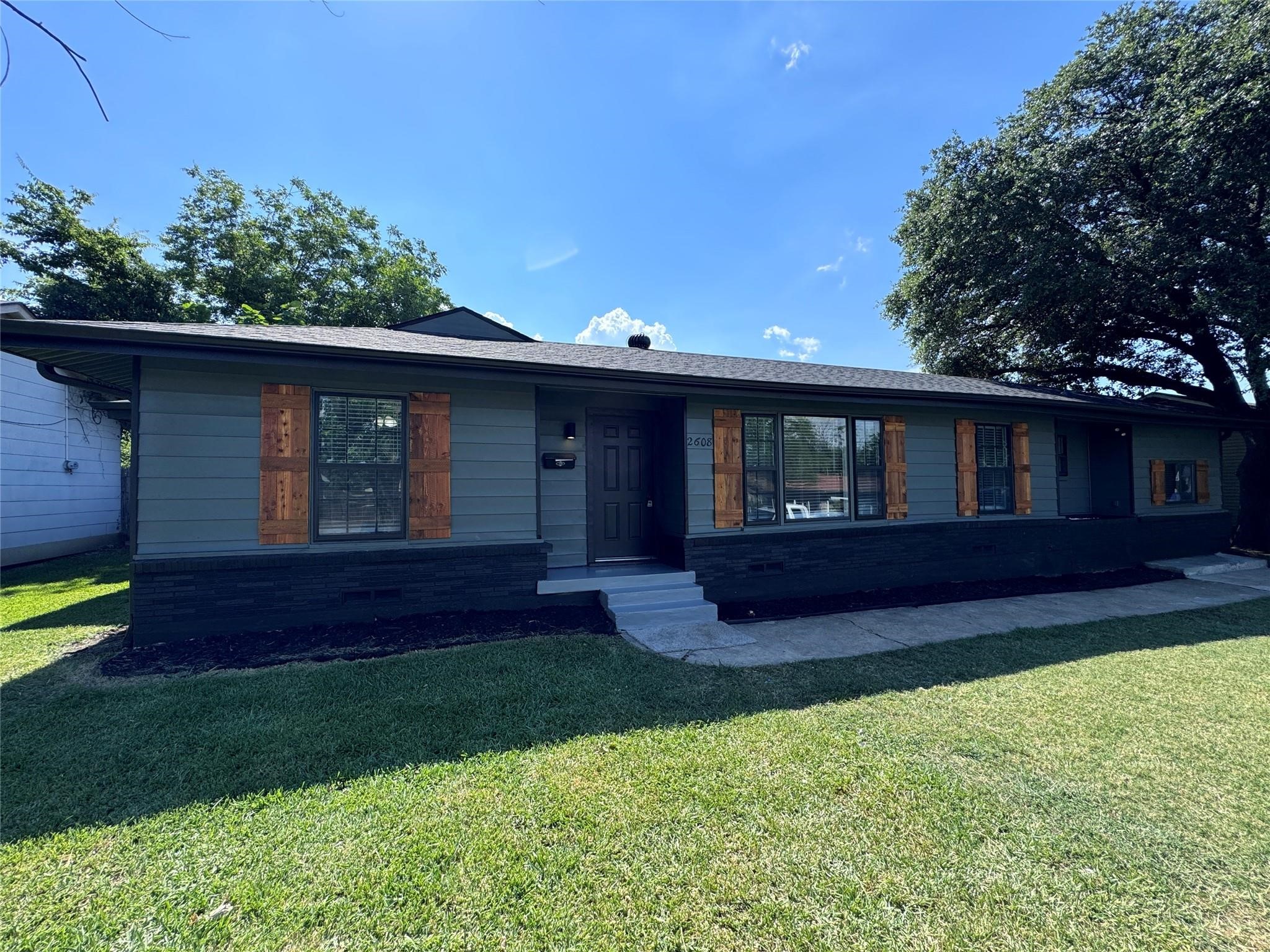 2608 Roseland Street Fort Worth TX 76103
