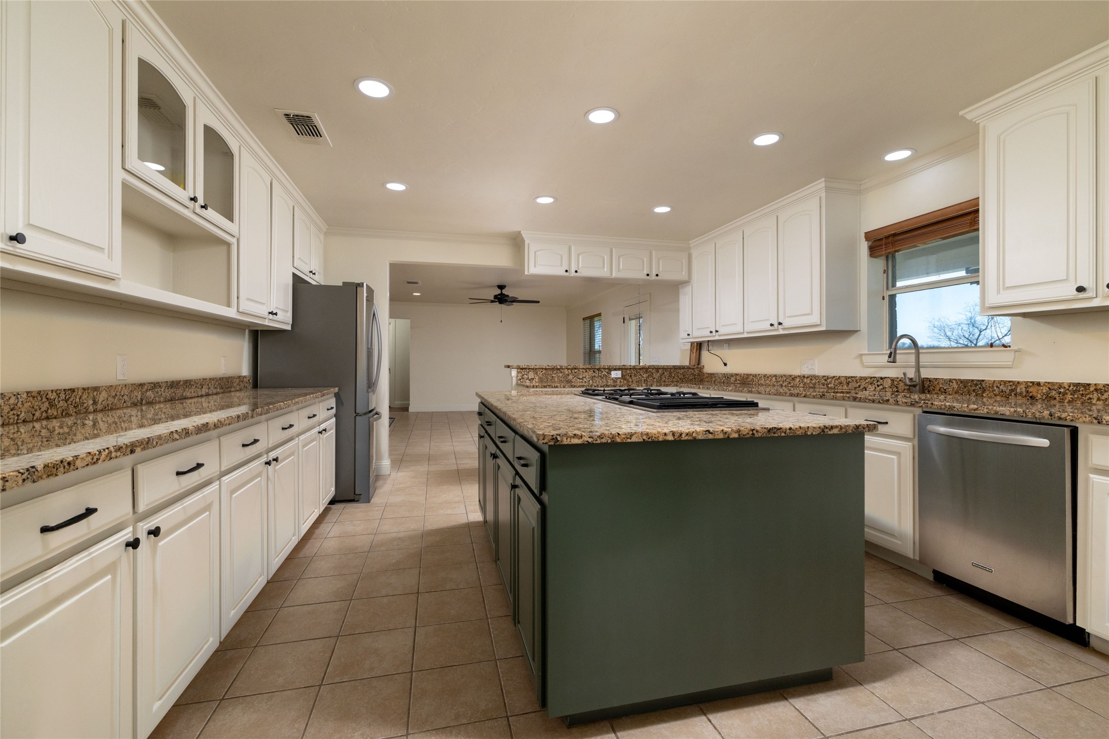 6634 Tim Donald Road Justin TX 76247