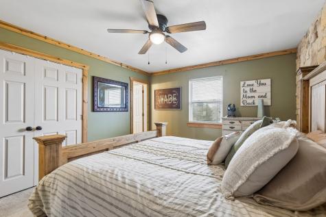 1087 County Road 2395 Alvord TX 76225