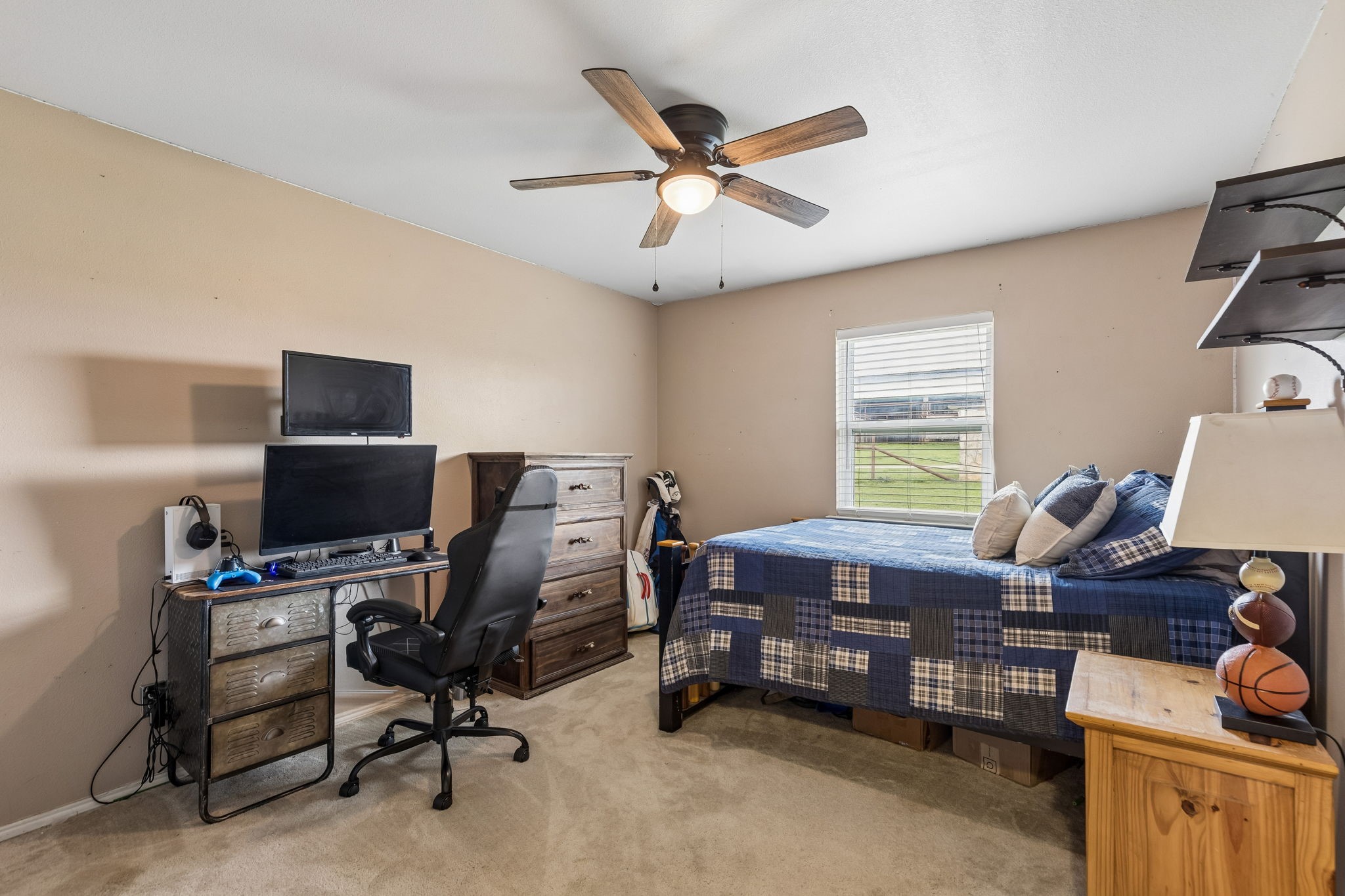1087 County Road 2395 Alvord TX 76225
