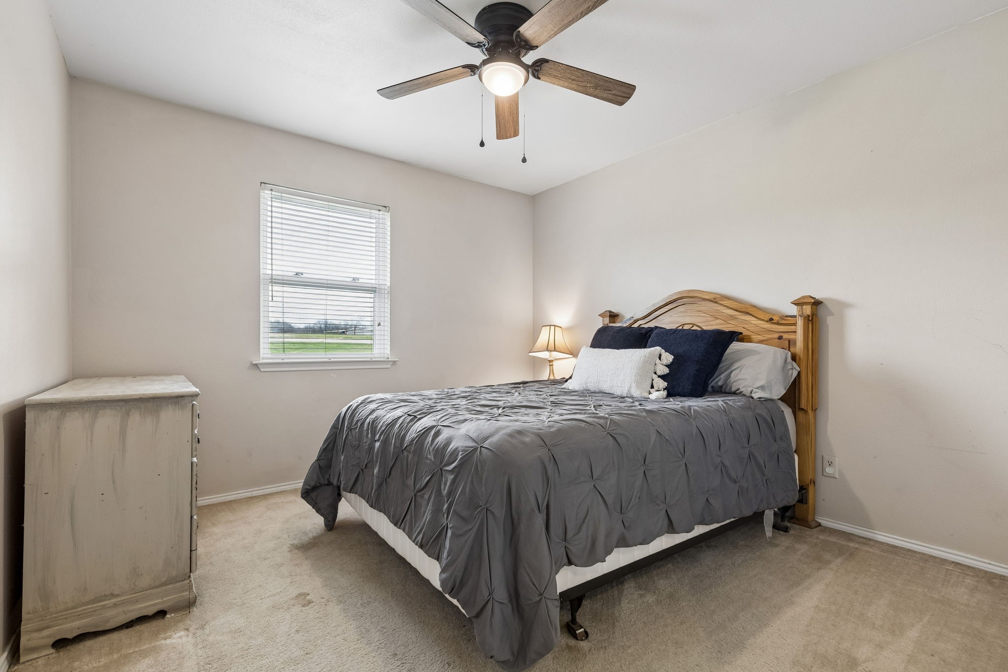 1087 County Road 2395 Alvord TX 76225