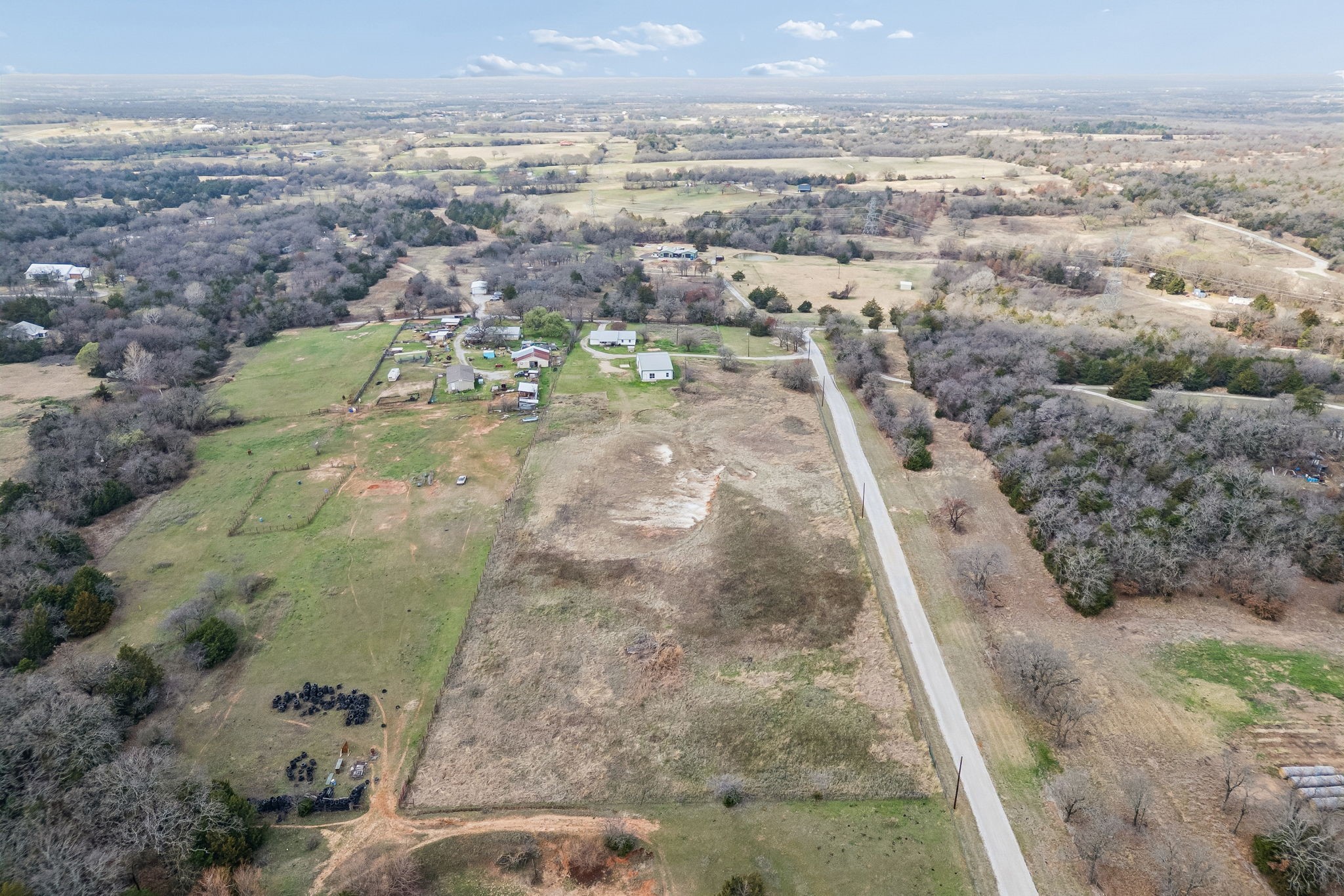 1087 County Road 2395 Alvord TX 76225