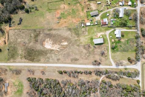 1087 County Road 2395 Alvord TX 76225