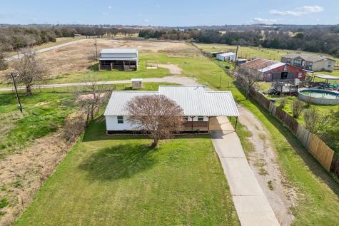 1087 County Road 2395 Alvord TX 76225