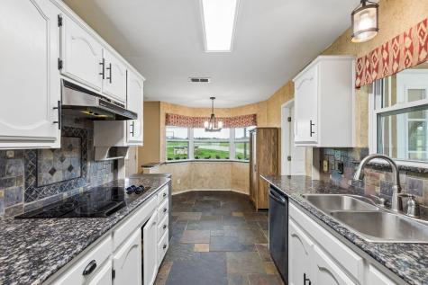 1087 County Road 2395 Alvord TX 76225