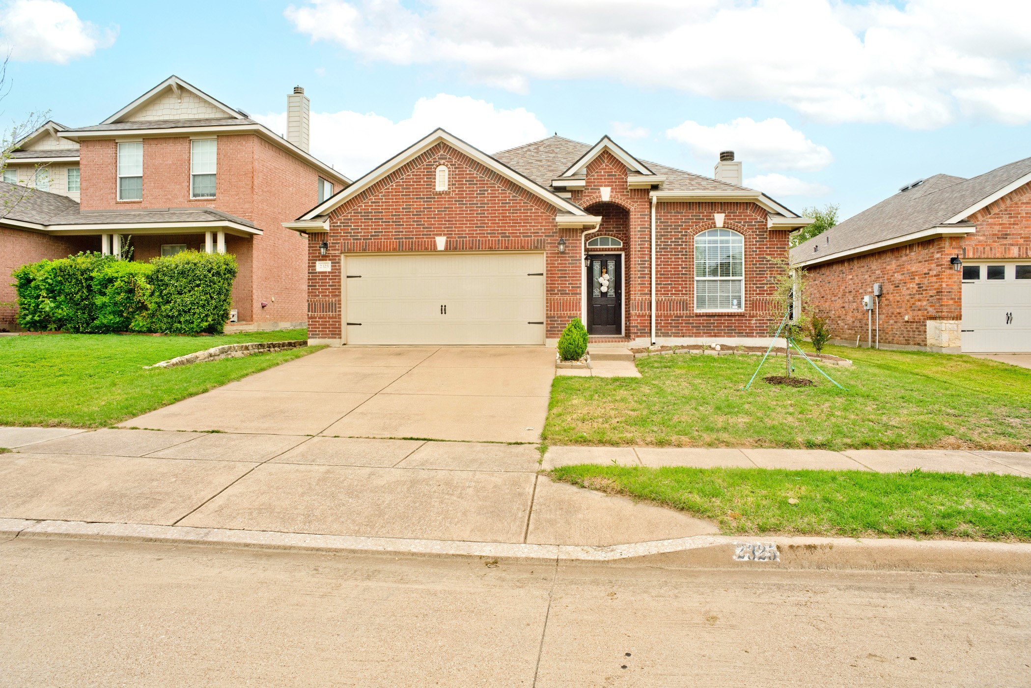 2325 Clairborne Drive Fort Worth TX 76177