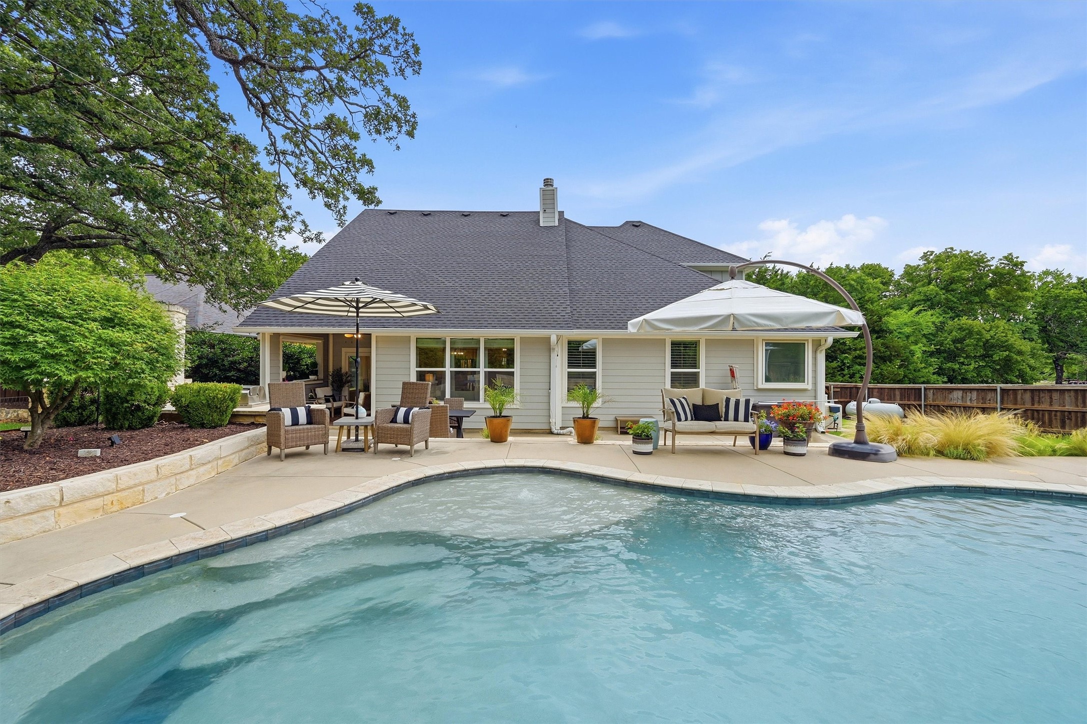 215 Pueblo Drive Lake Kiowa TX 76240