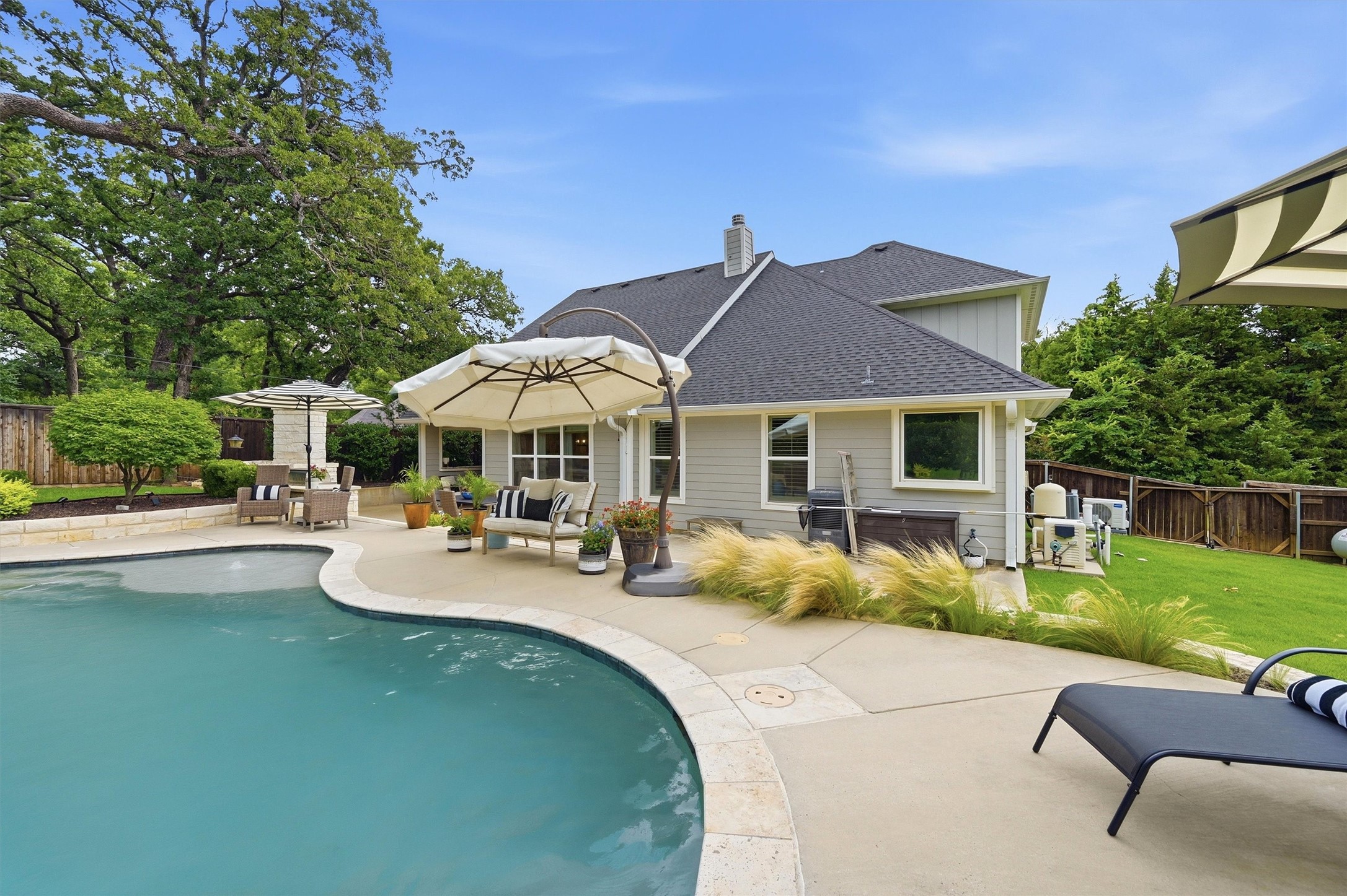 215 Pueblo Drive Lake Kiowa TX 76240