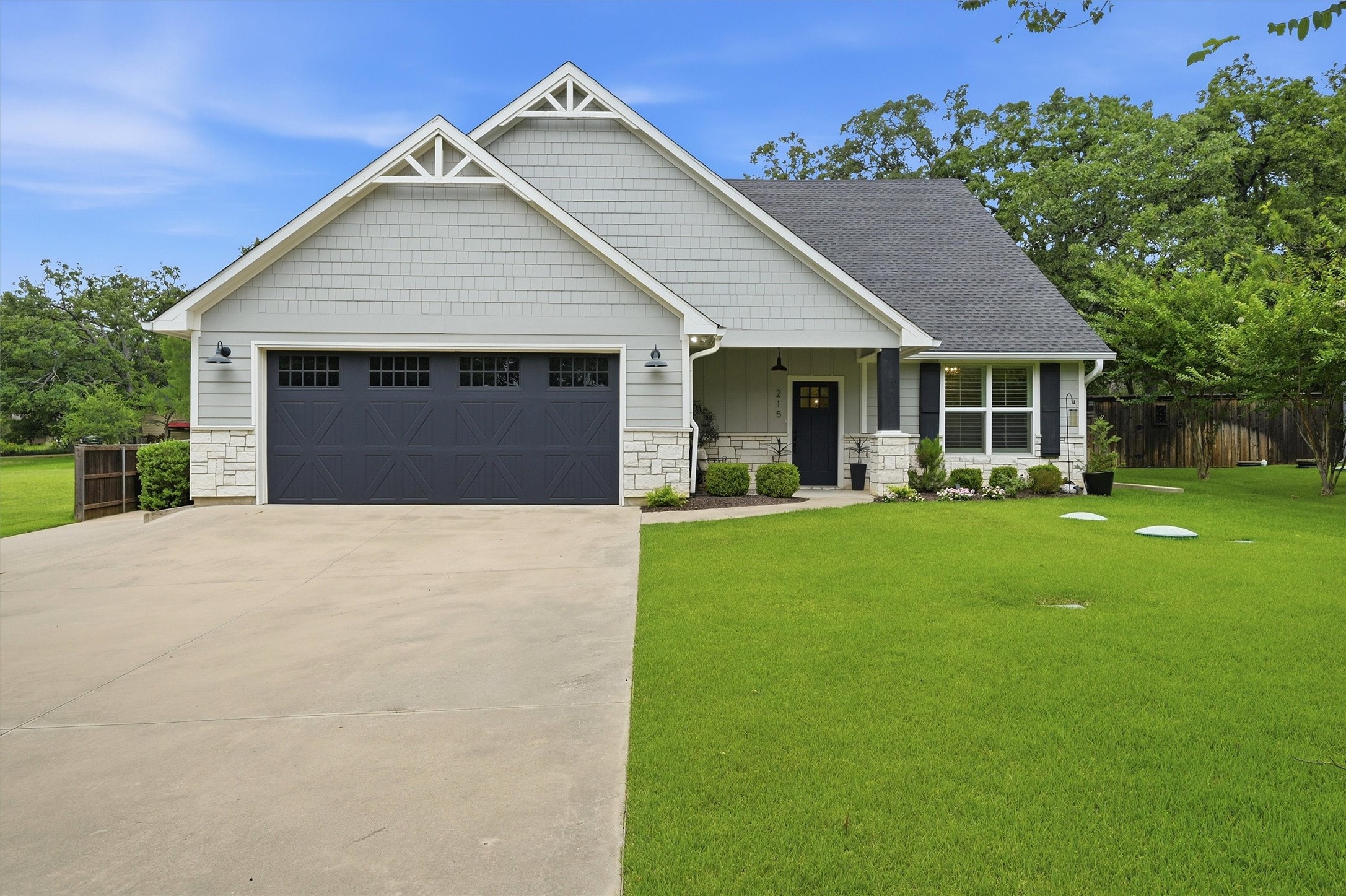 215 Pueblo Drive Lake Kiowa TX 76240