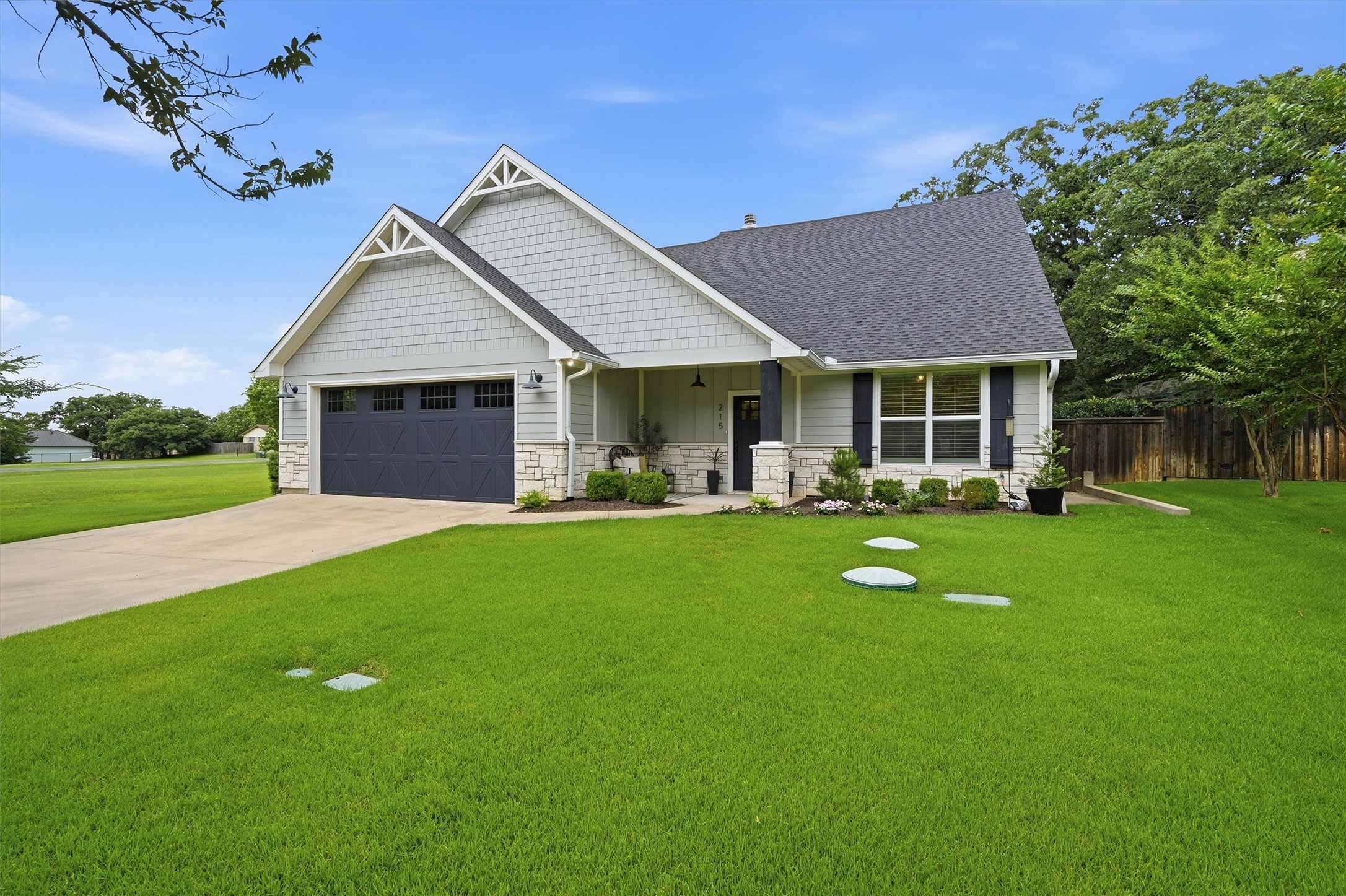 215 Pueblo Drive Lake Kiowa TX 76240