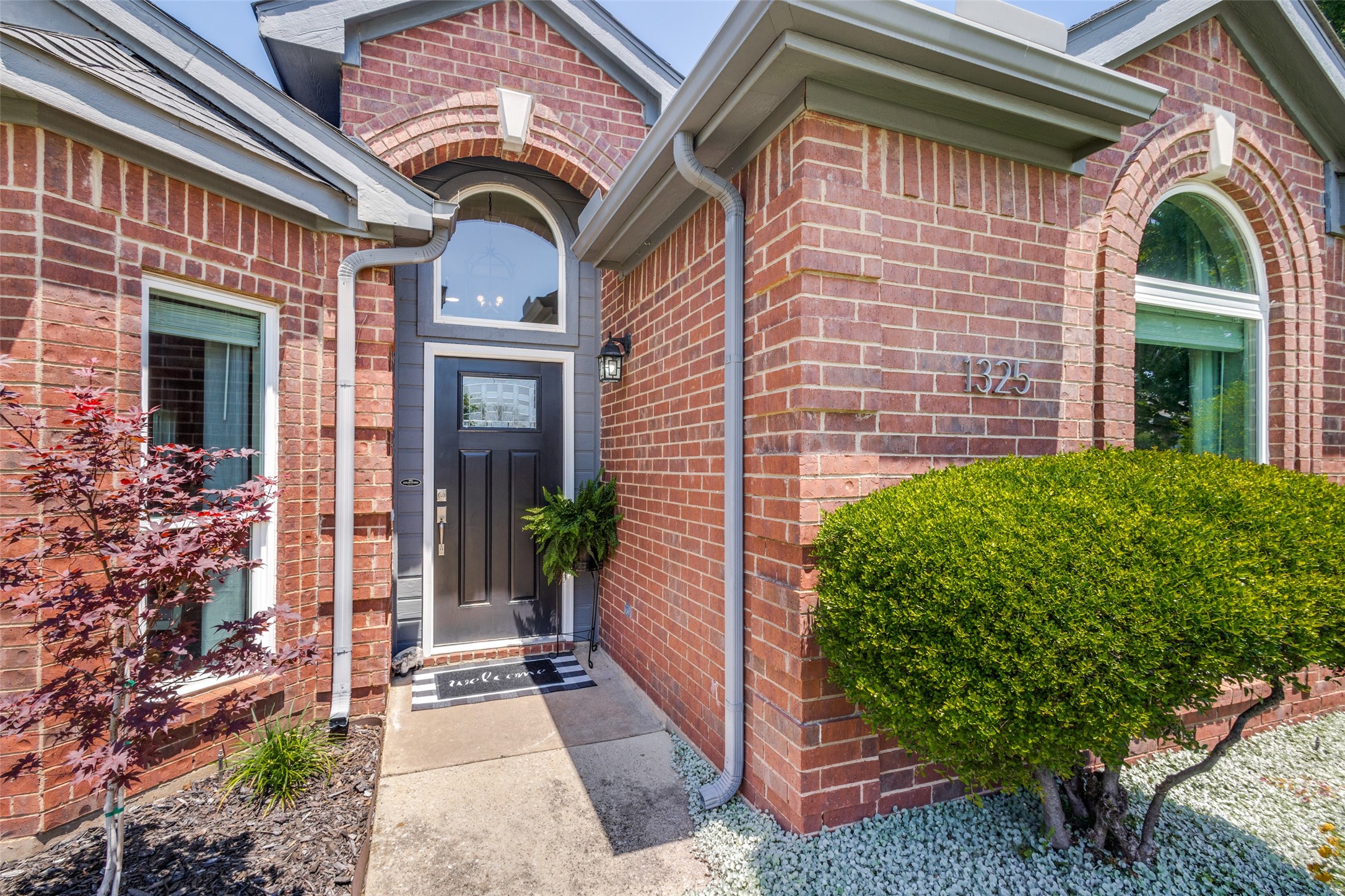1325 Falcon Drive Lewisville TX 75077