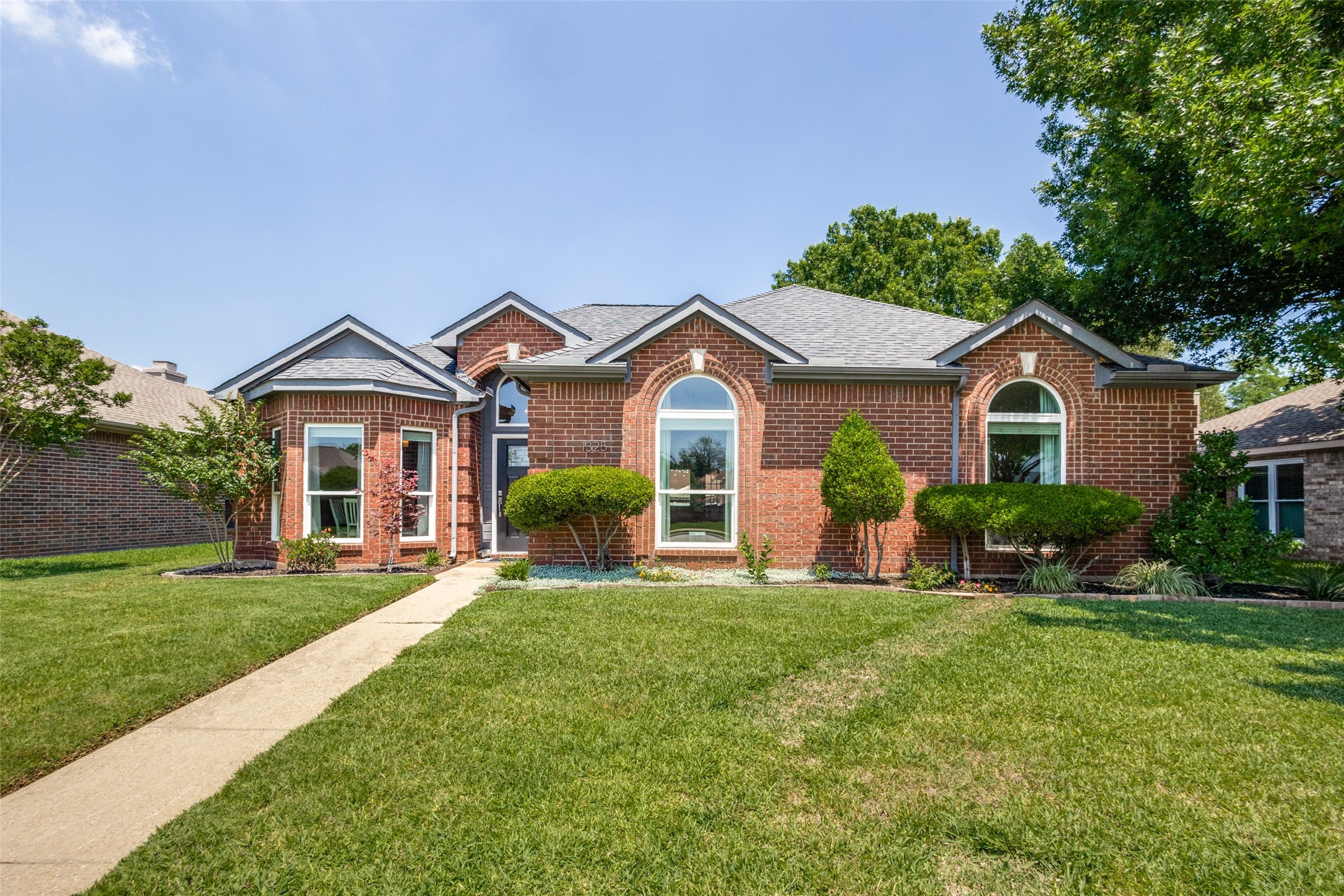 1325 Falcon Drive Lewisville TX 75077