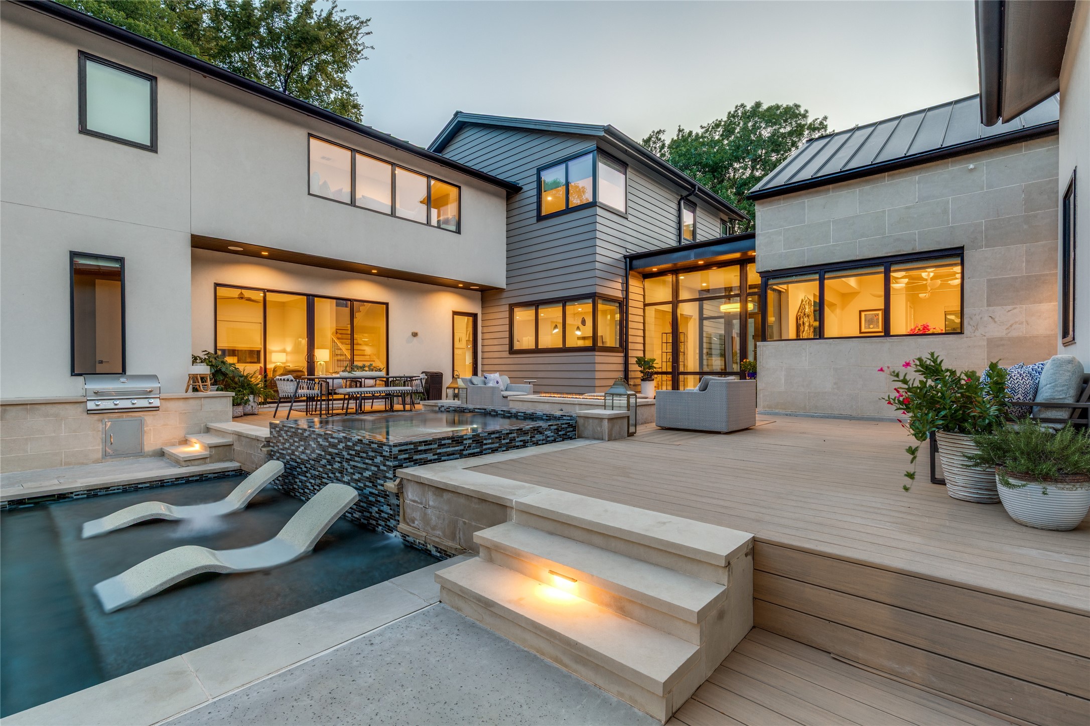 8446 Santa Clara Drive Dallas TX 75218