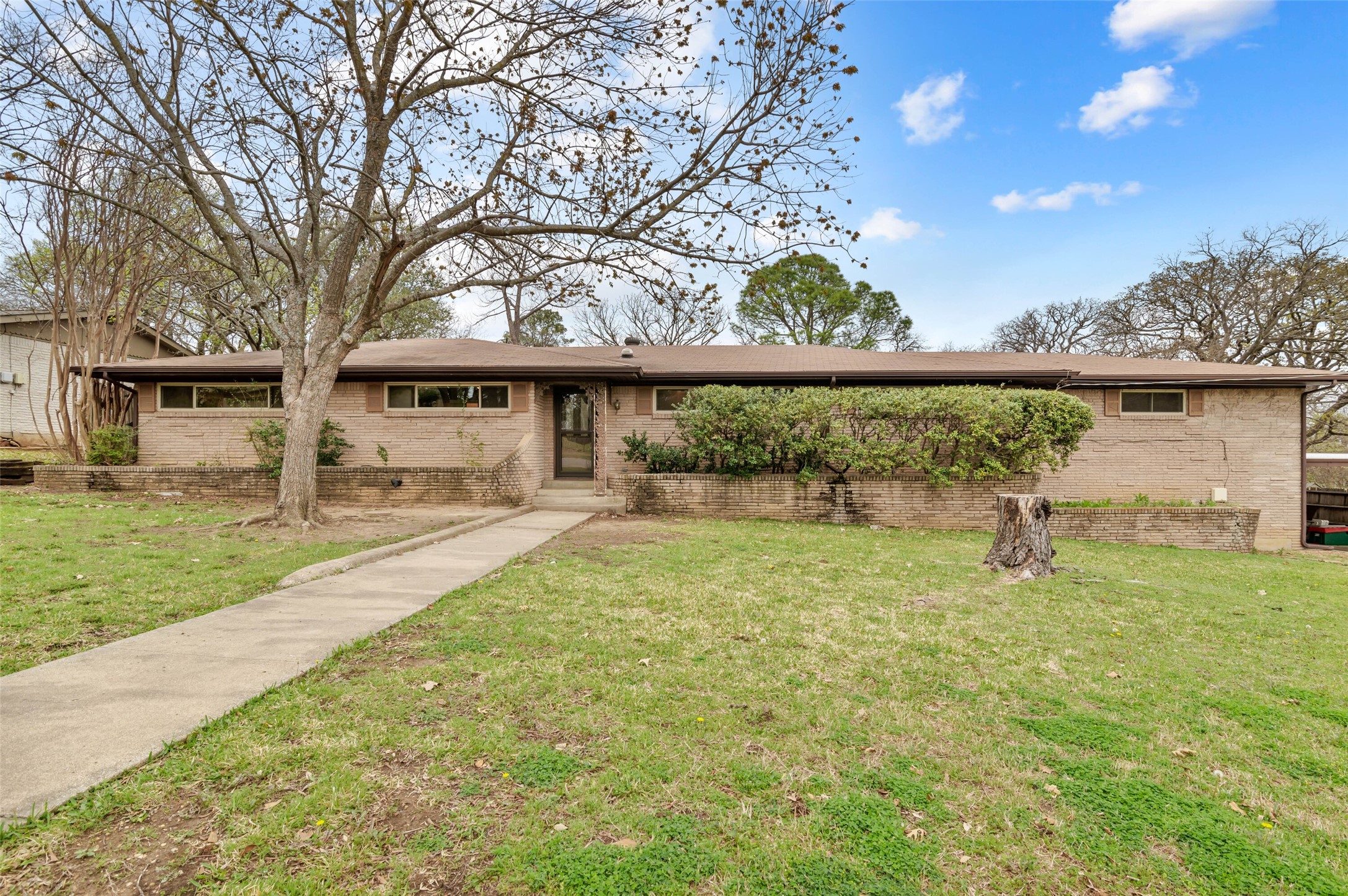 2815 Wilsonwood Drive Denton TX 76209