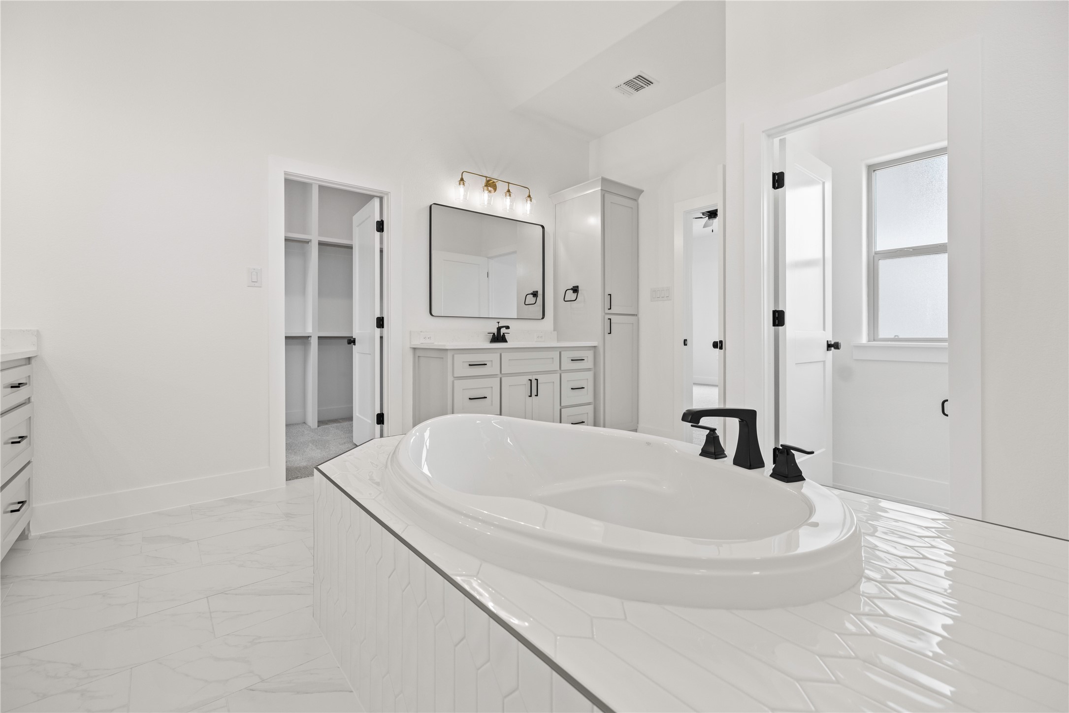 104 Prairie Winds Drive Poolville TX 76487