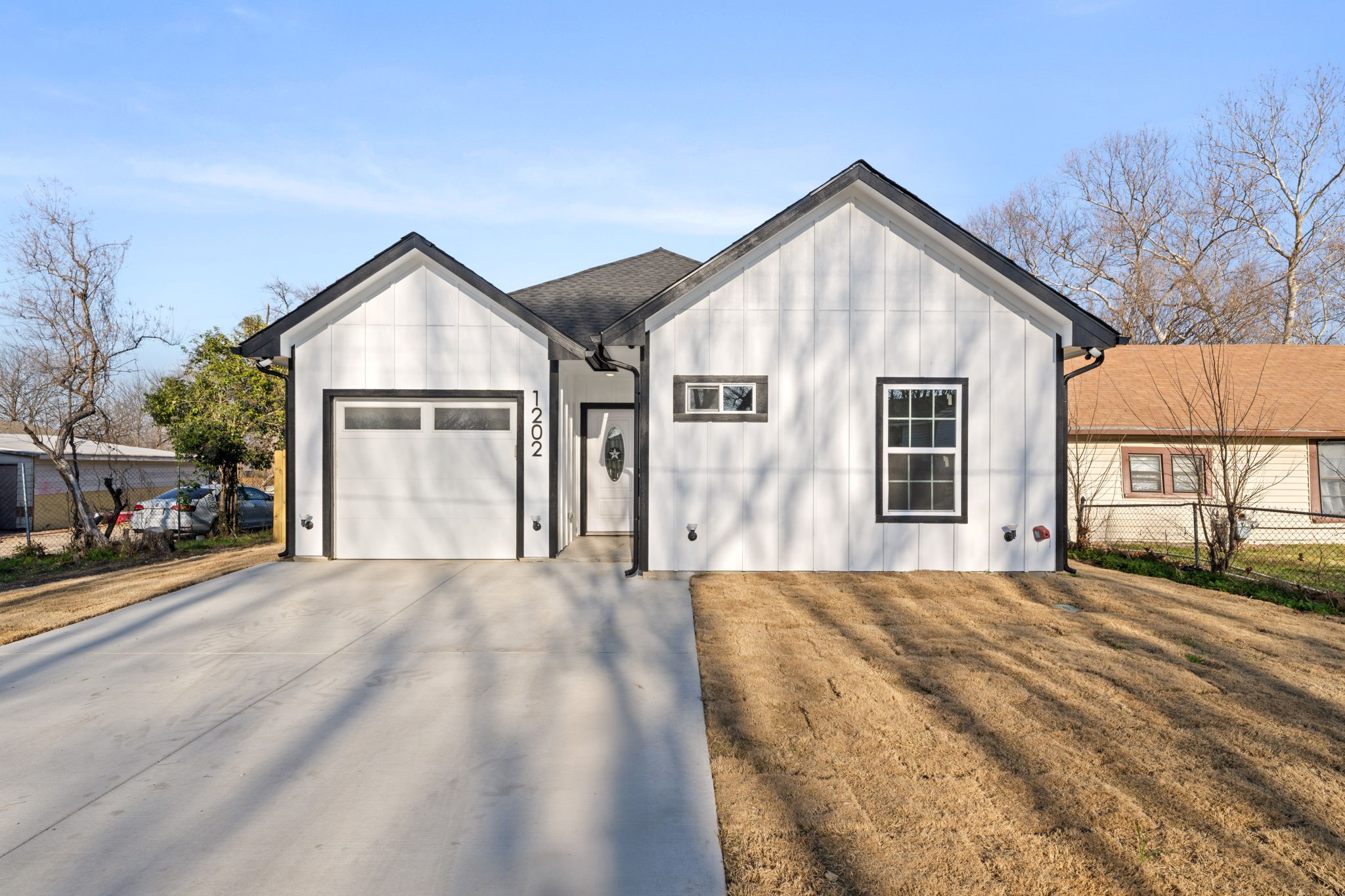 1202 N Breckenridge Street Ennis TX 75119