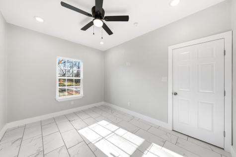 1202 N Breckenridge Street Ennis TX 75119
