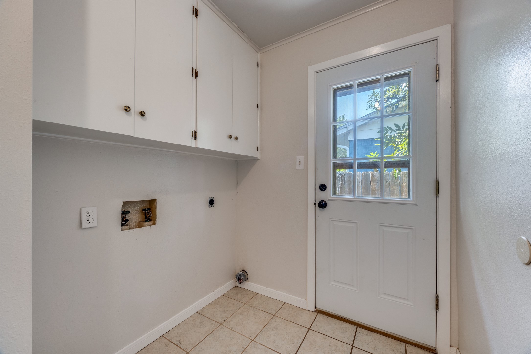 1706 W College Street Sherman TX 75092