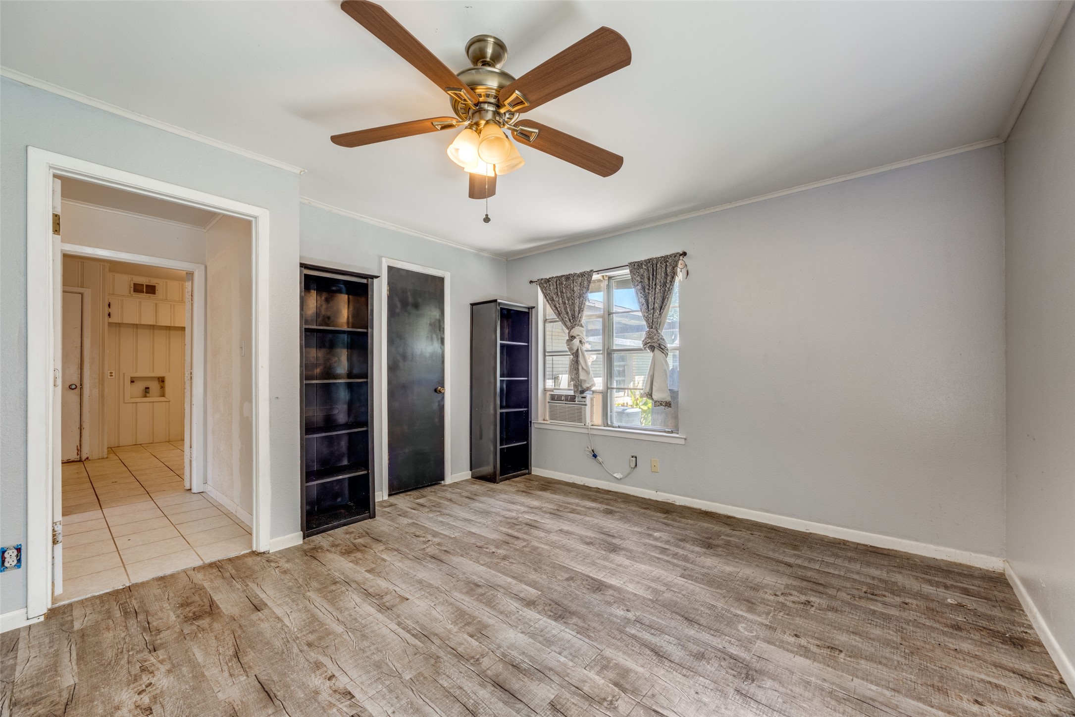 1706 W College Street Sherman TX 75092