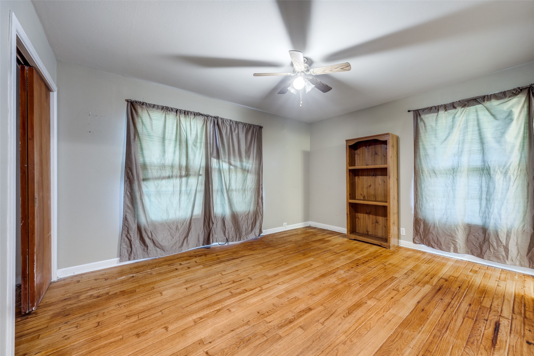 1706 W College Street Sherman TX 75092