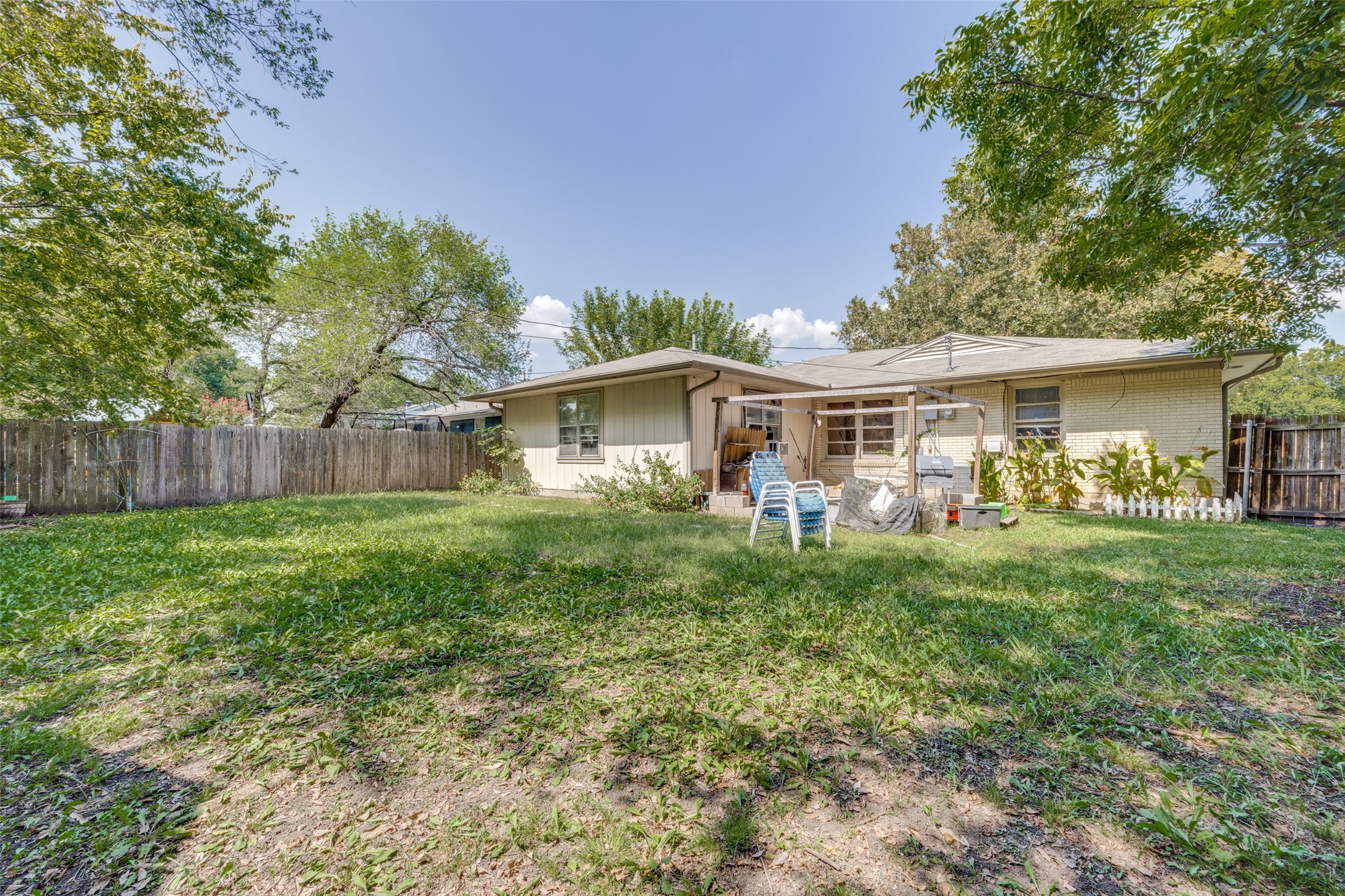1706 W College Street Sherman TX 75092