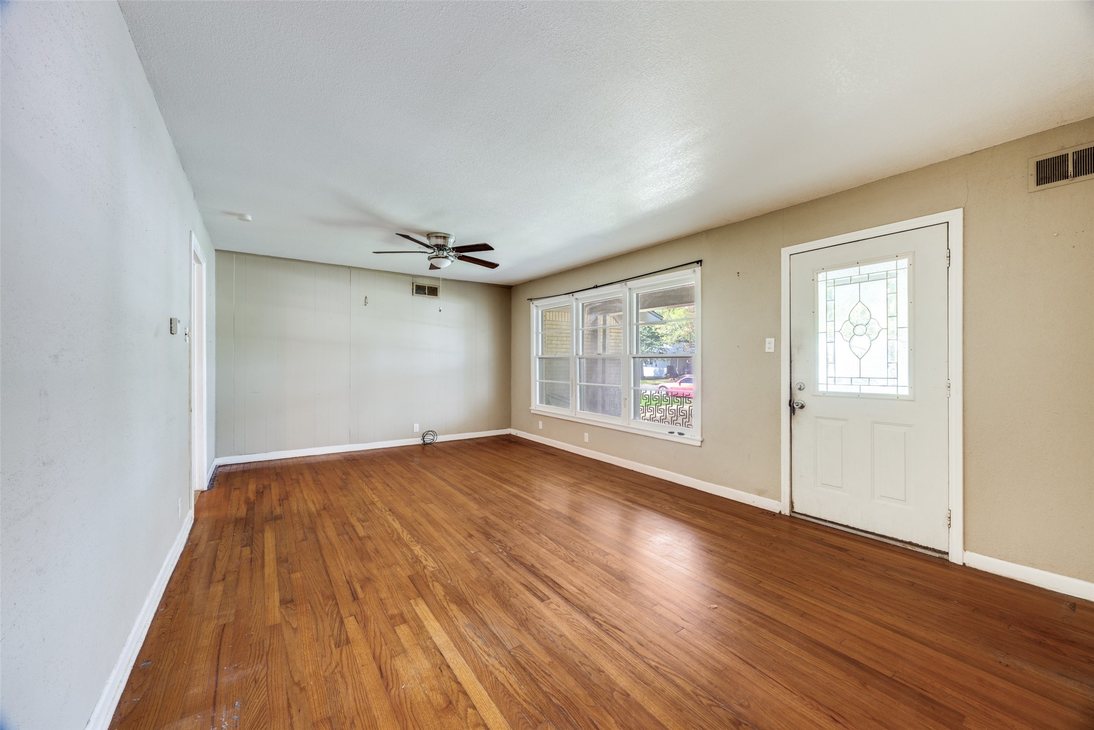 1706 W College Street Sherman TX 75092