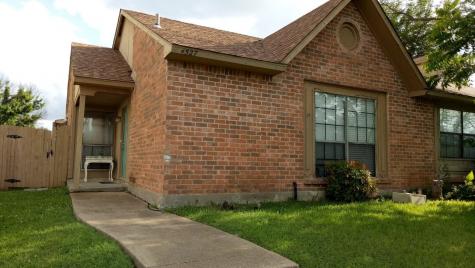 4527 Chapman Street The Colony TX 75056
