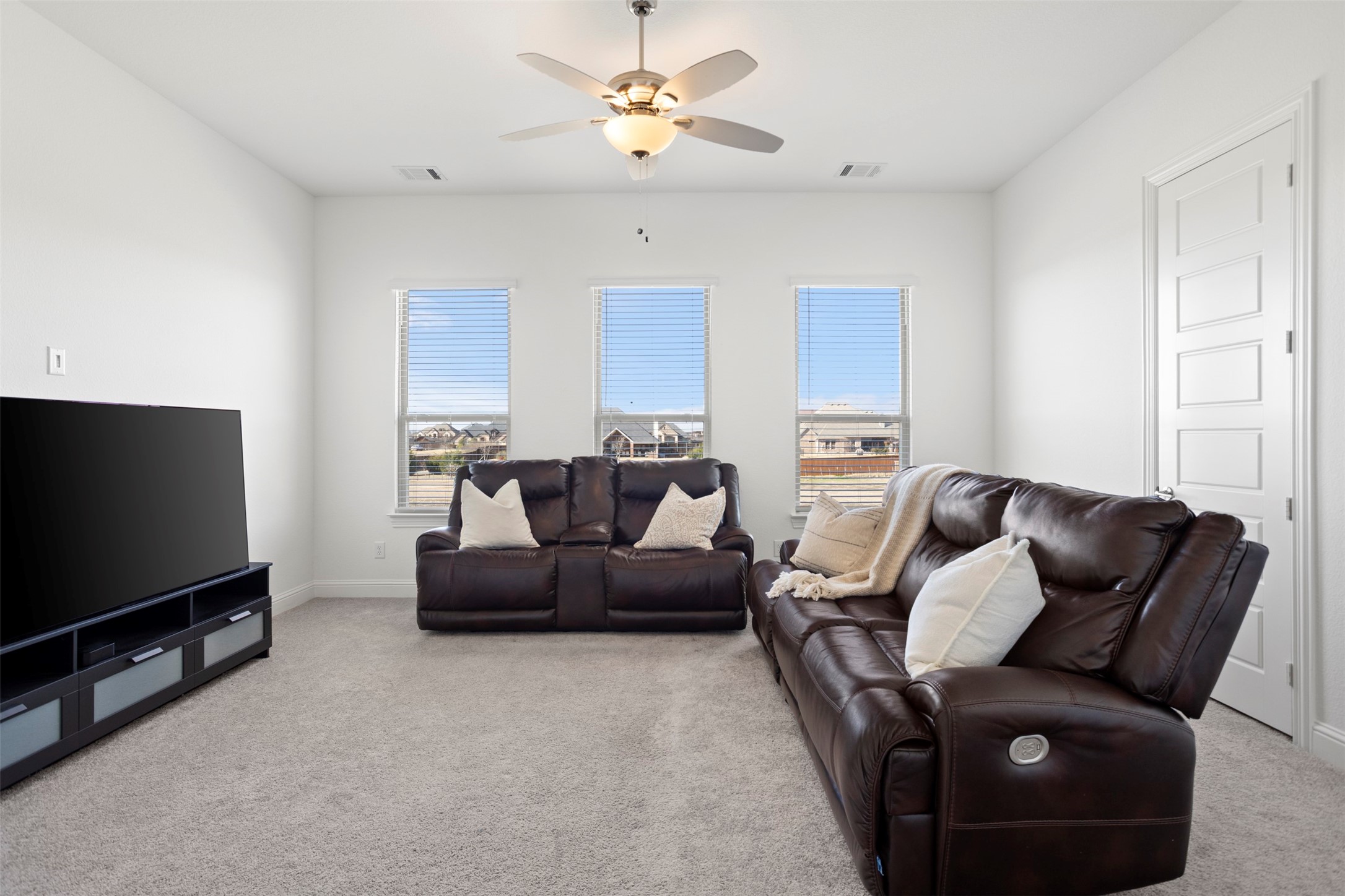621 Cimarron Meadows Drive Waxahachie TX 75167