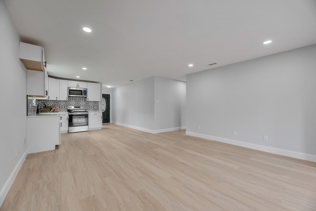 2015 Rose Hill Road Carrollton TX 75007