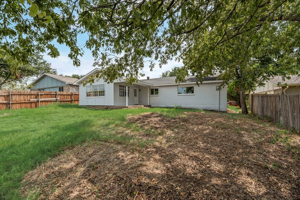 2015 Rose Hill Road Carrollton TX 75007