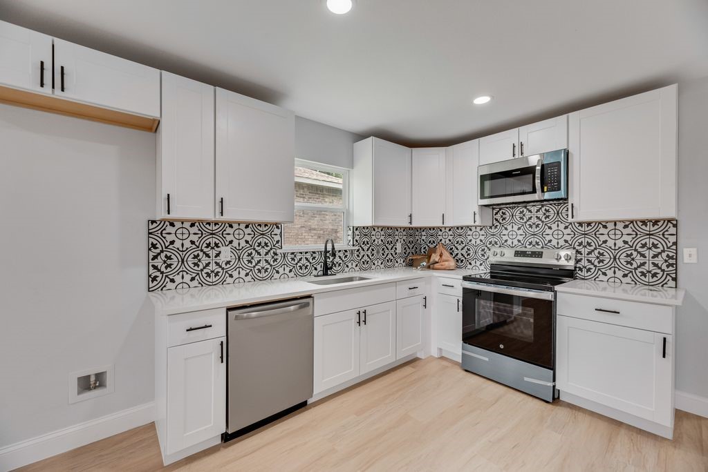 2015 Rose Hill Road Carrollton TX 75007