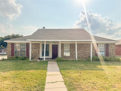 1602 Autumn Breeze Lane Lewisville TX 75077