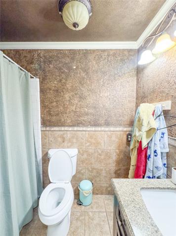 1602 Autumn Breeze Lane Lewisville TX 75077
