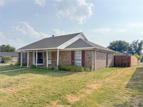 1602 Autumn Breeze Lane Lewisville TX 75077