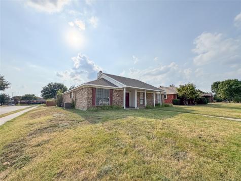 1602 Autumn Breeze Lane Lewisville TX 75077