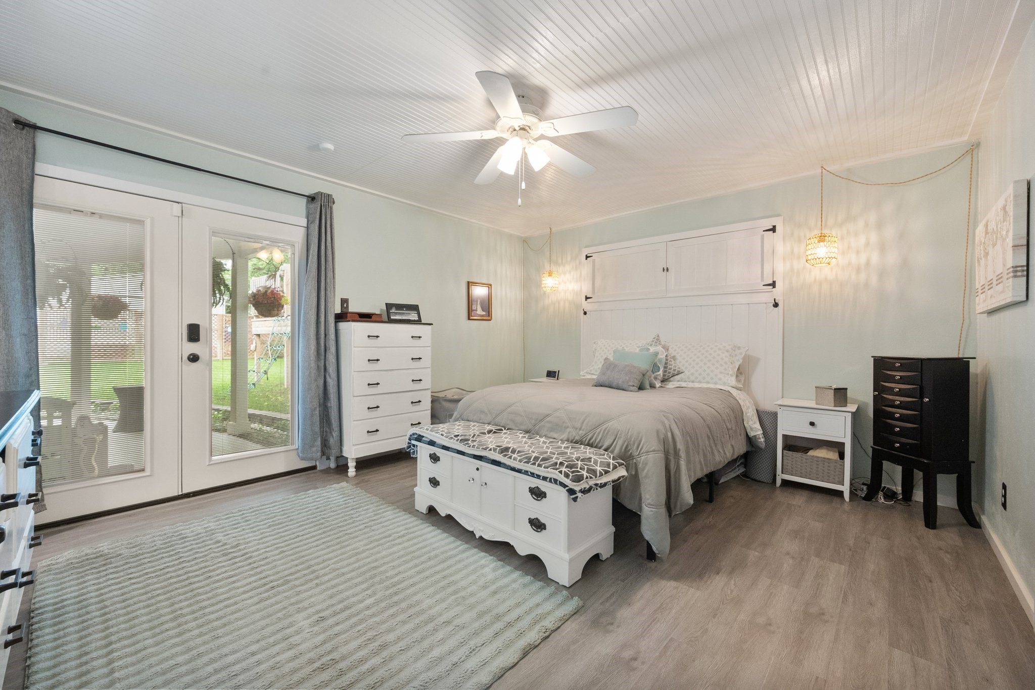 801 Waggoner Drive Arlington TX 76013