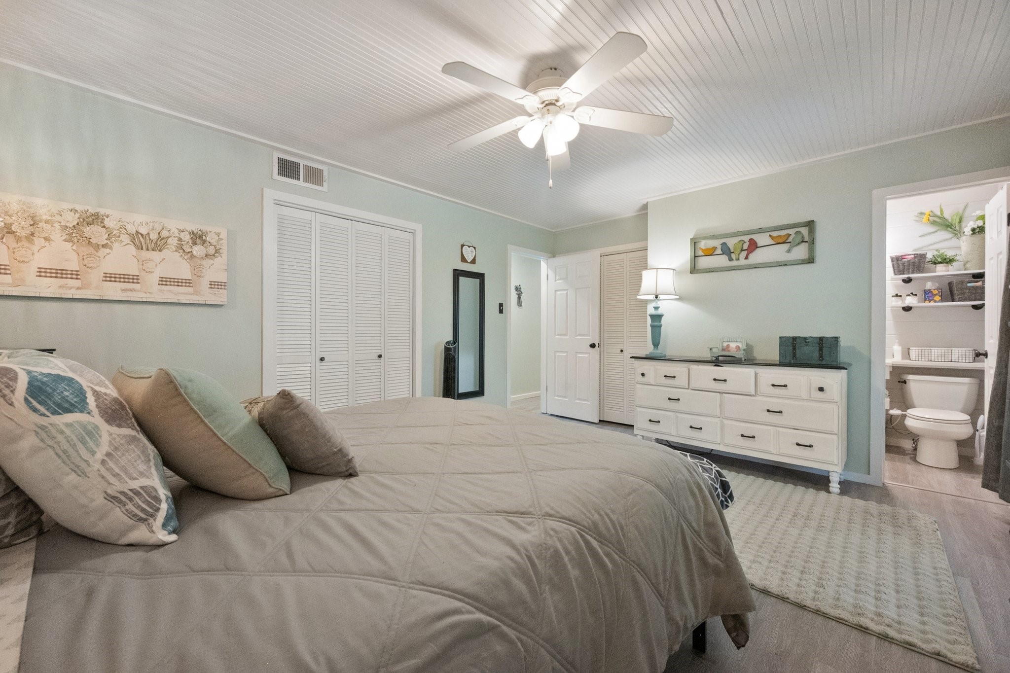 801 Waggoner Drive Arlington TX 76013