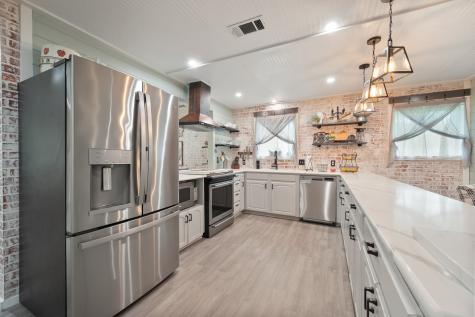 801 Waggoner Drive Arlington TX 76013
