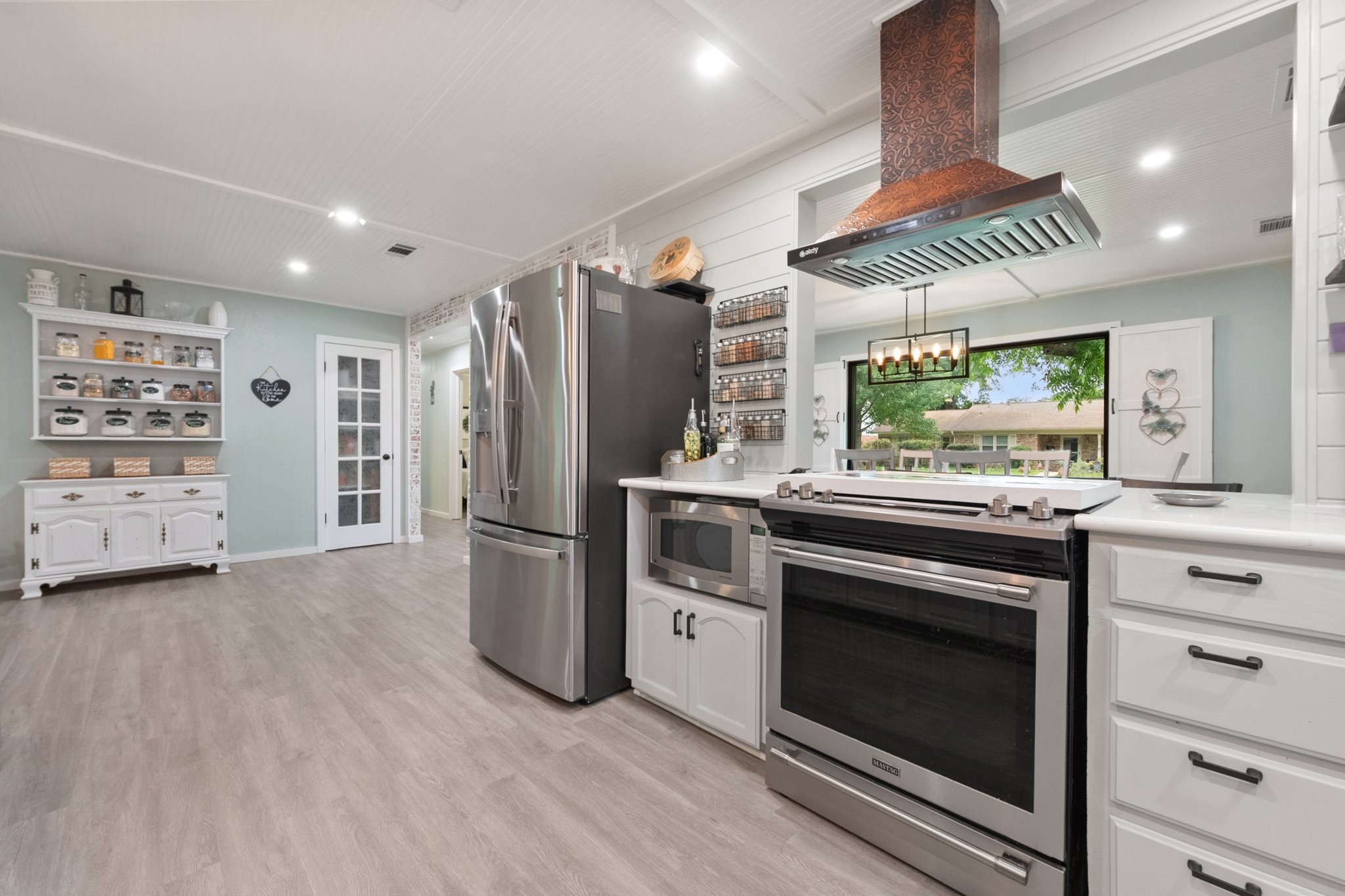 801 Waggoner Drive Arlington TX 76013