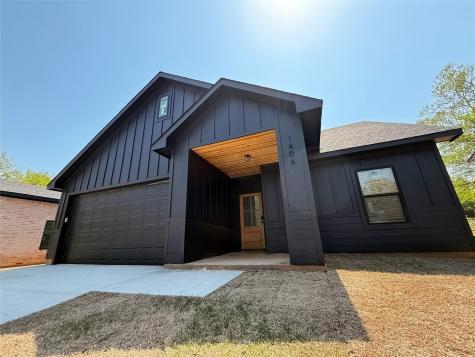 1404 W Morgan Street Denison TX 75020