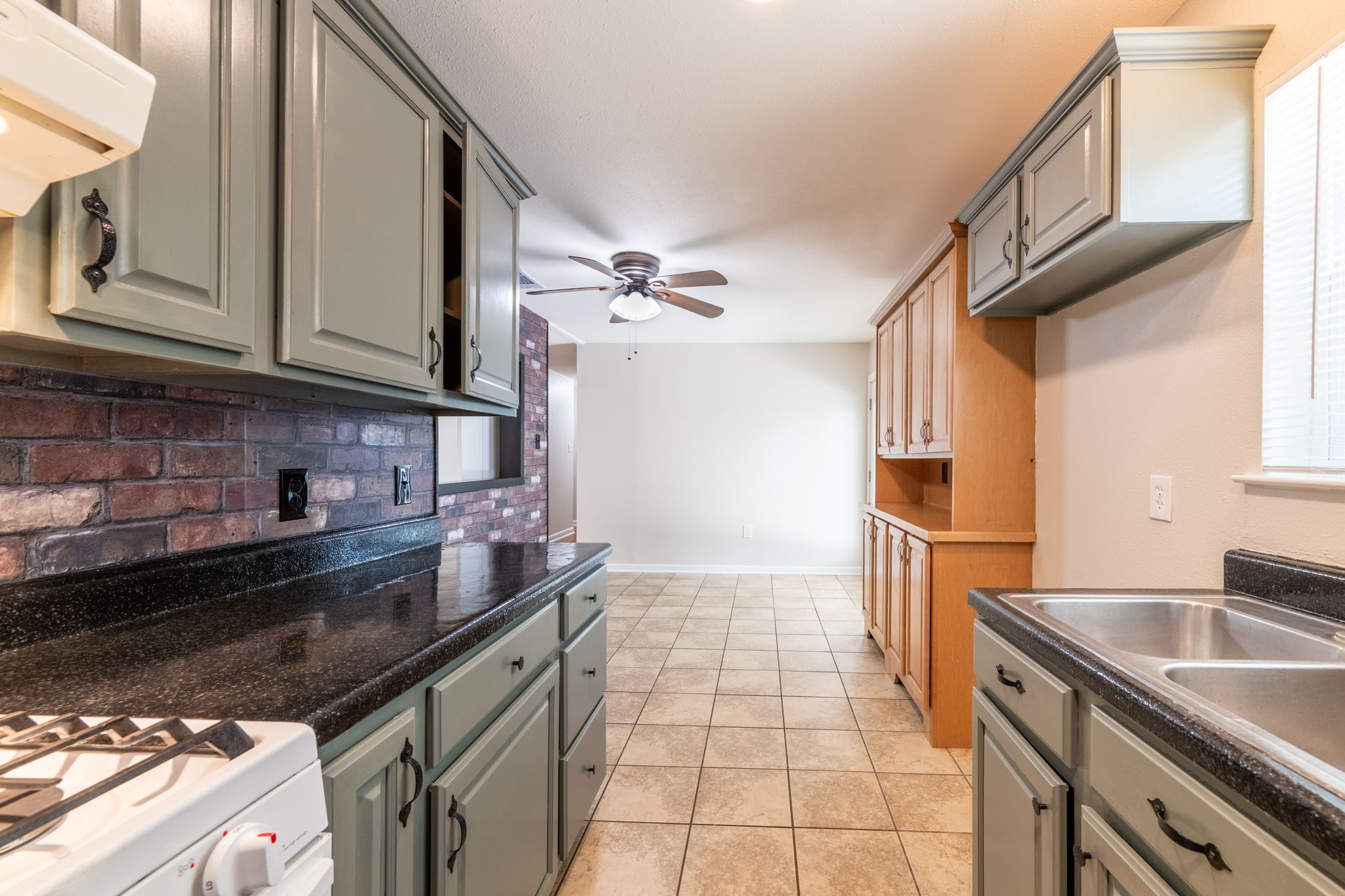 1213 Trellis Drive Garland TX 75040