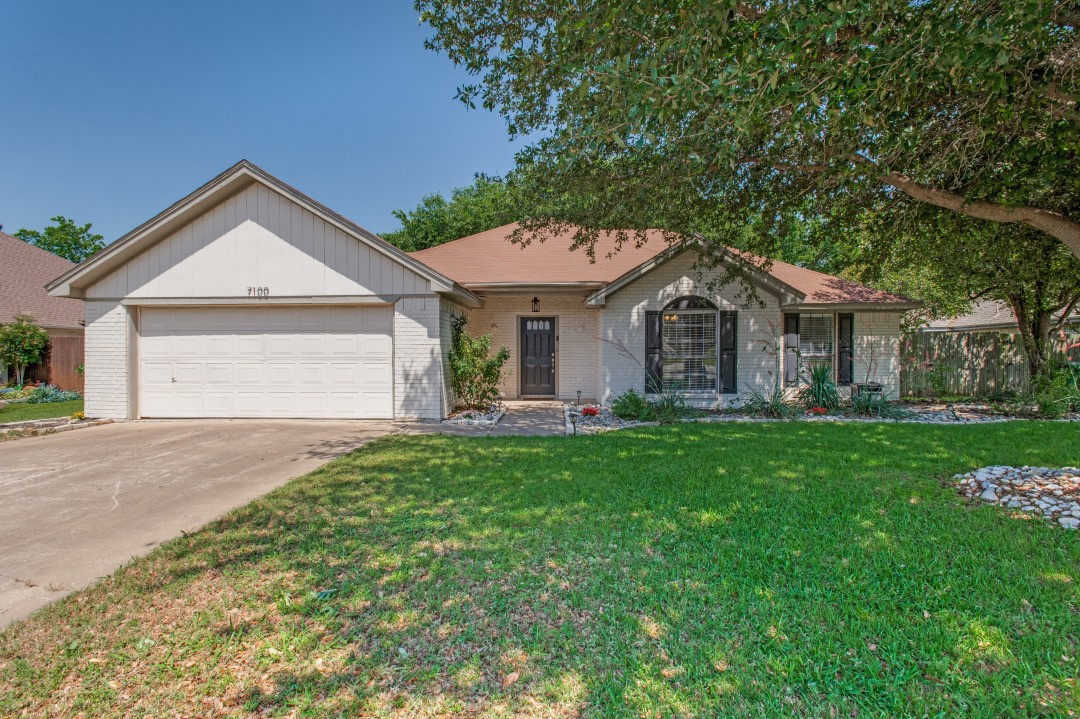 7100 Windhaven Road North Richland Hills TX 76182