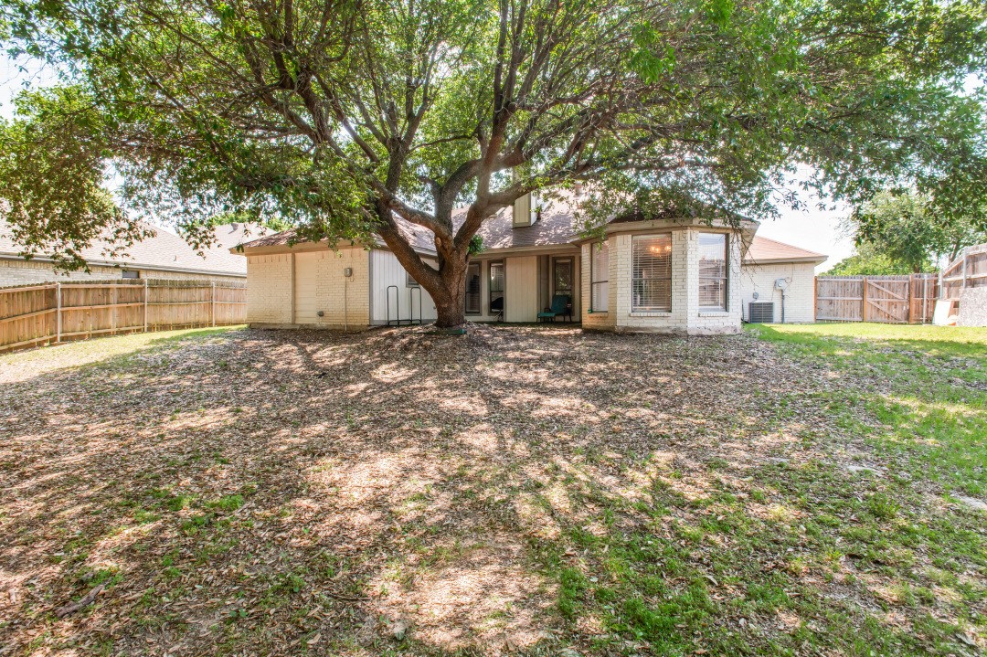 7100 Windhaven Road North Richland Hills TX 76182