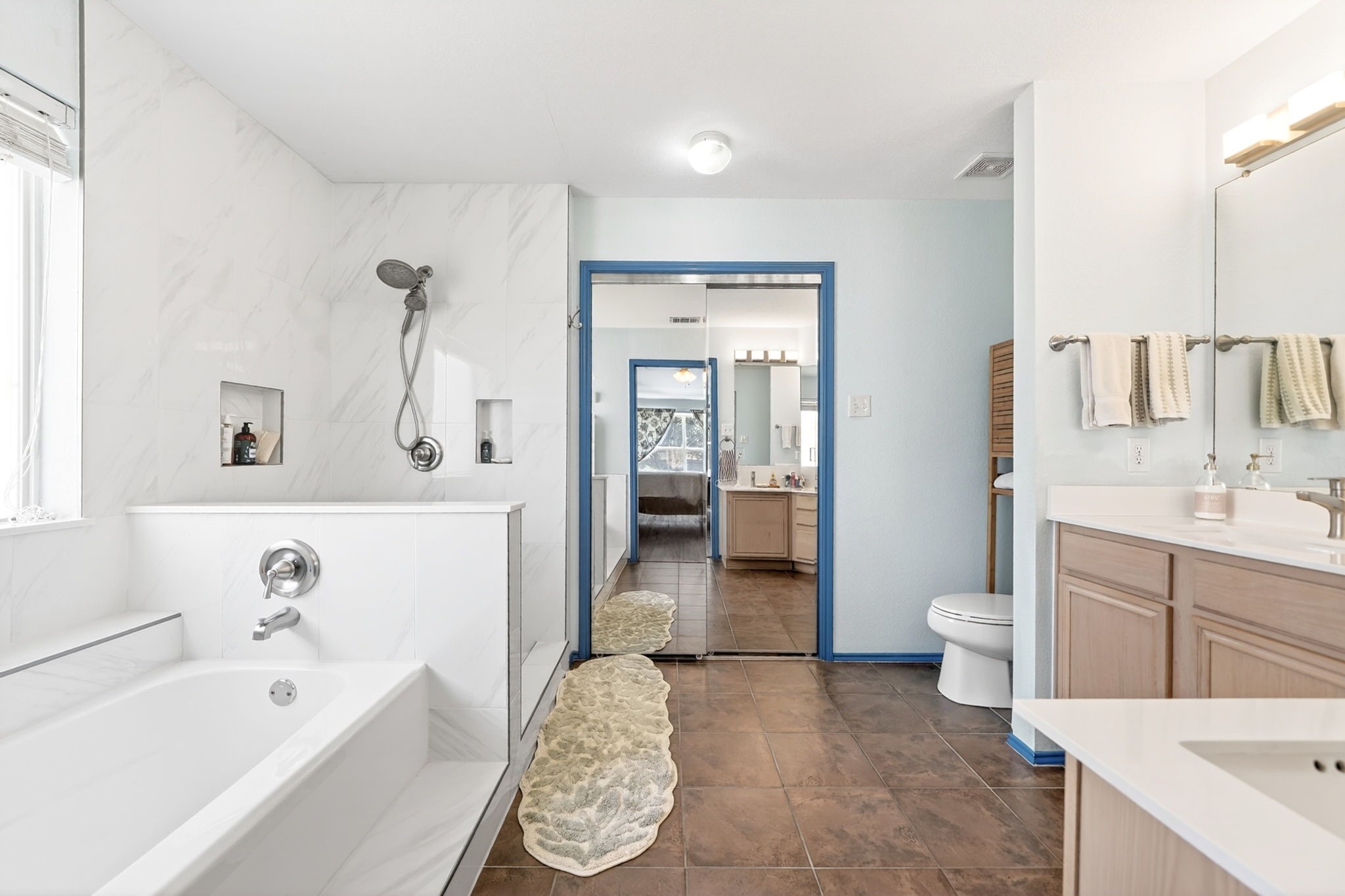 2105 Pritchard Drive Grapevine TX 76051