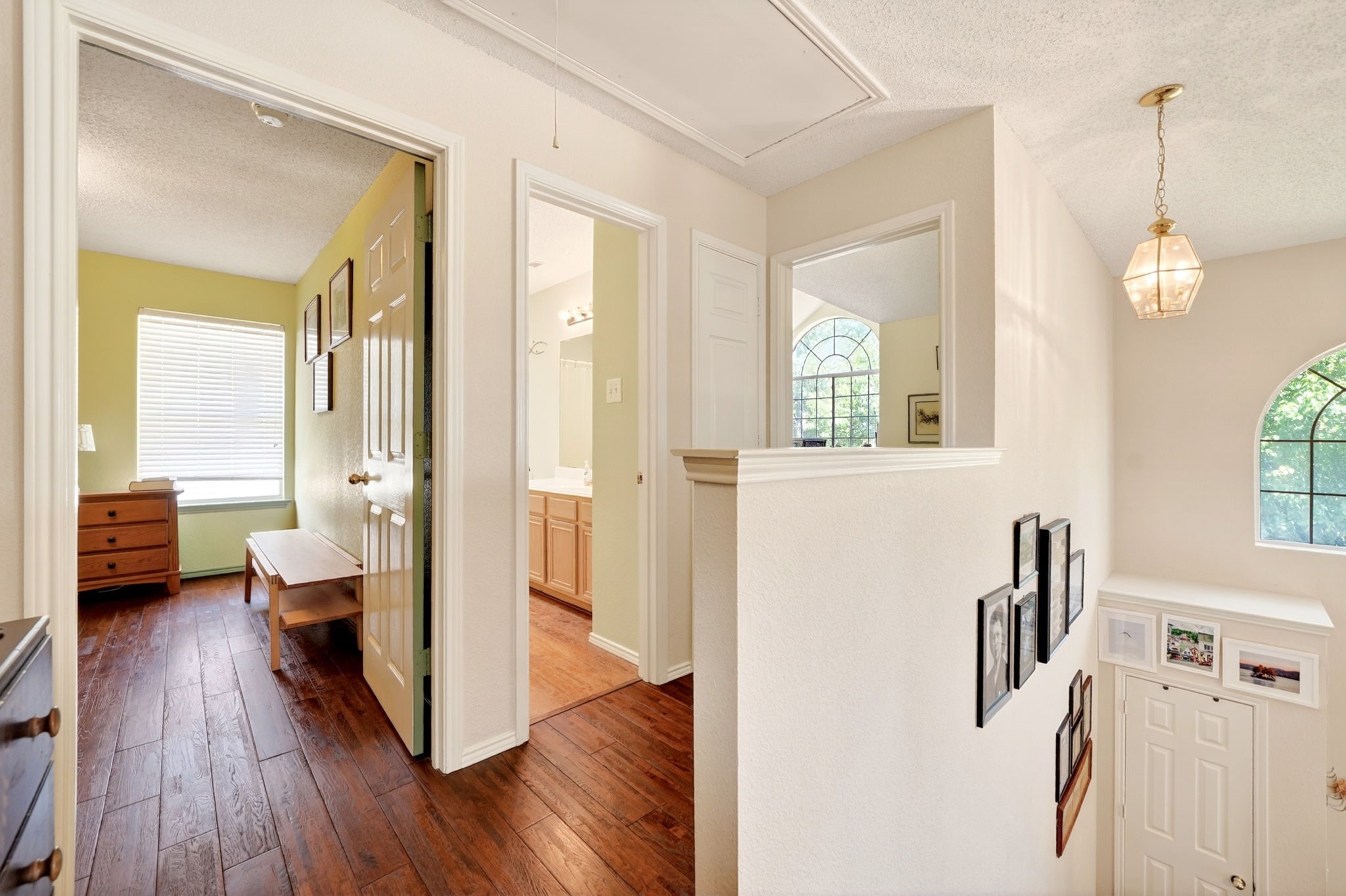 2105 Pritchard Drive Grapevine TX 76051