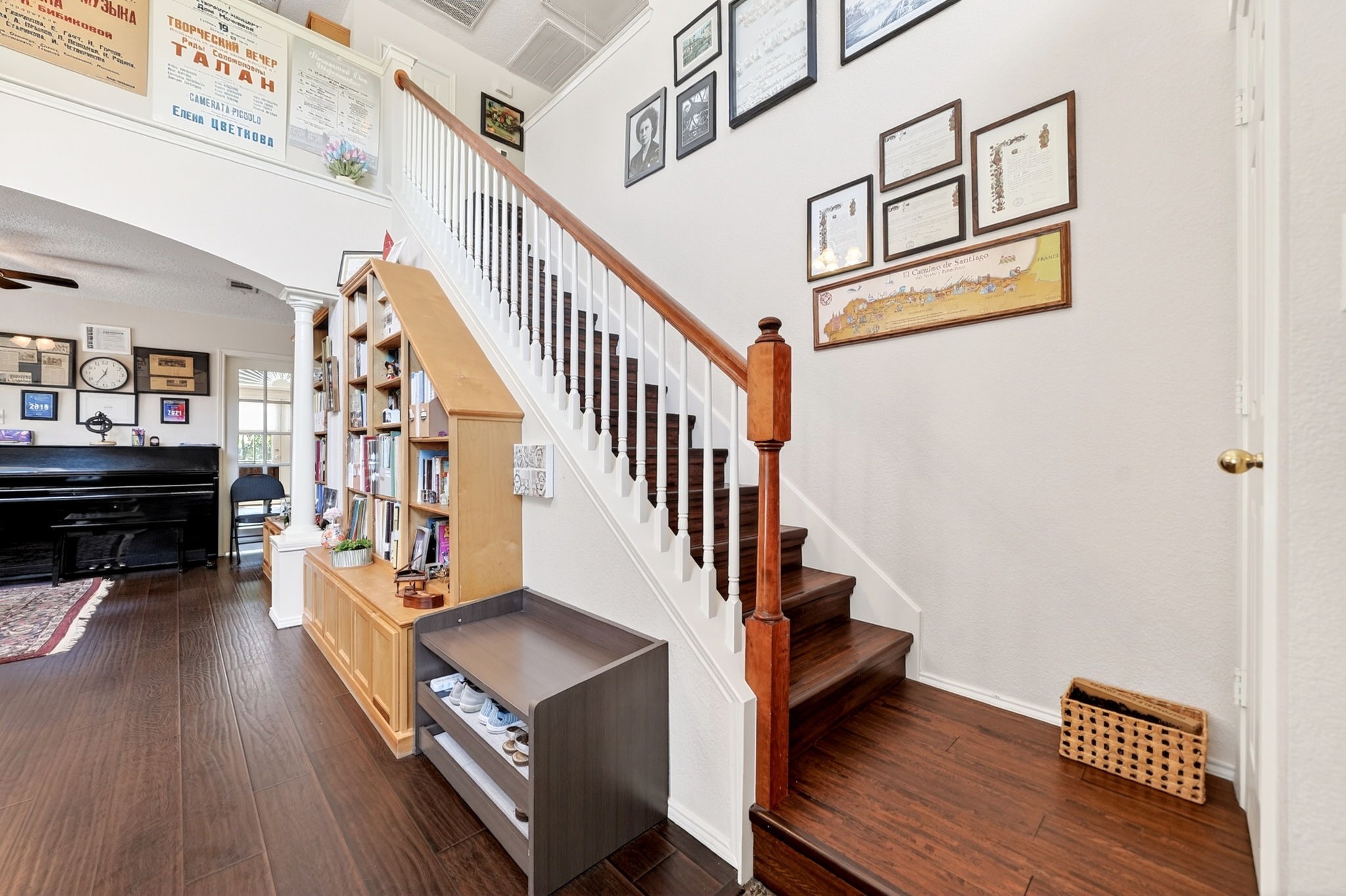 2105 Pritchard Drive Grapevine TX 76051