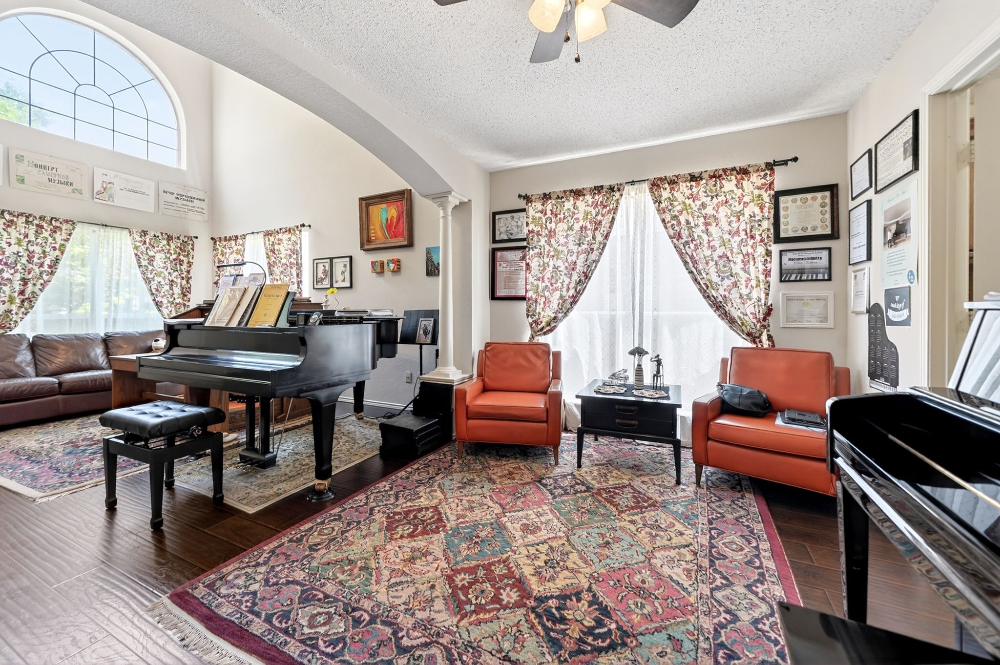 2105 Pritchard Drive Grapevine TX 76051