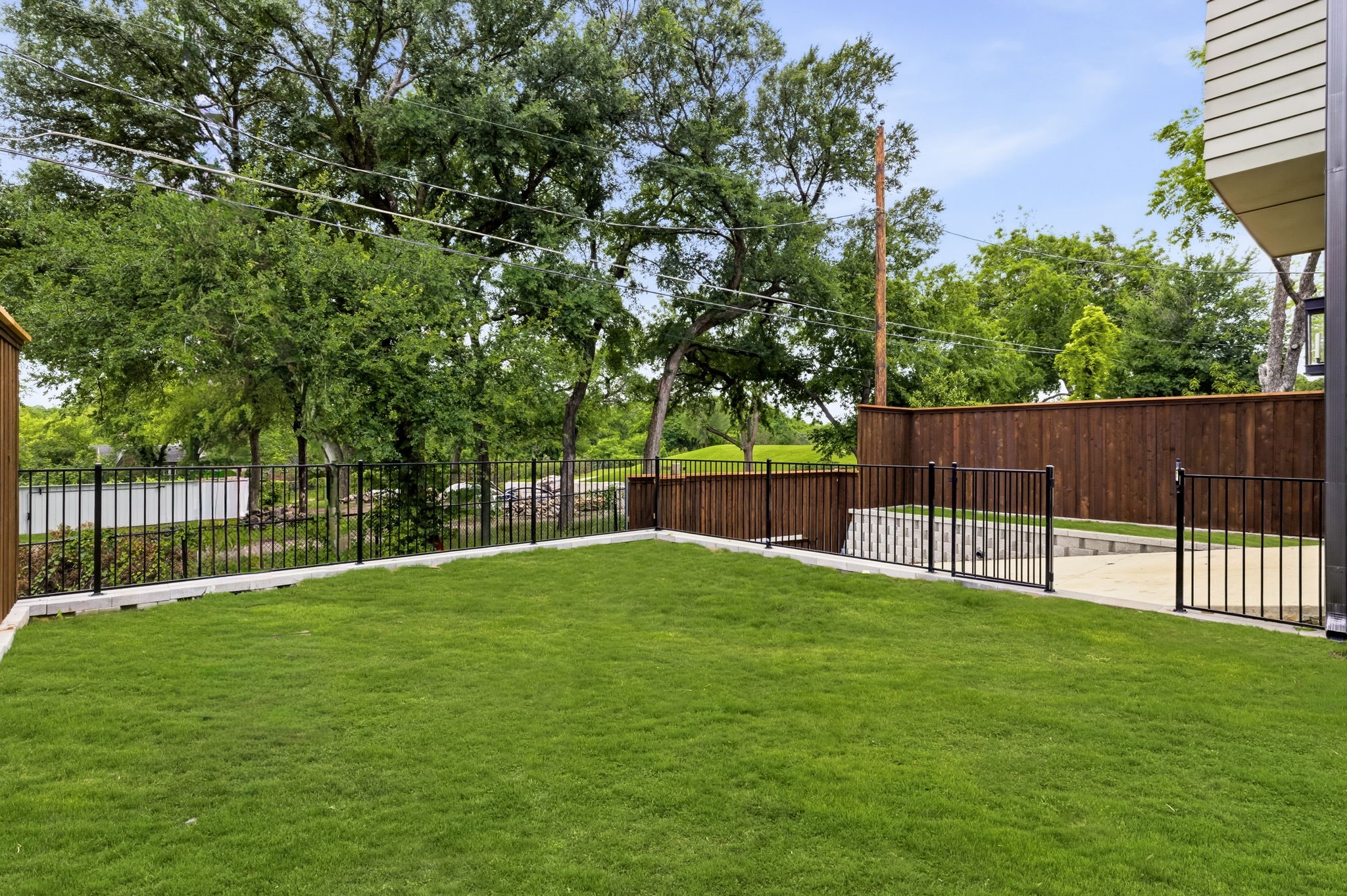 6954 La Vista Drive Dallas TX 75214